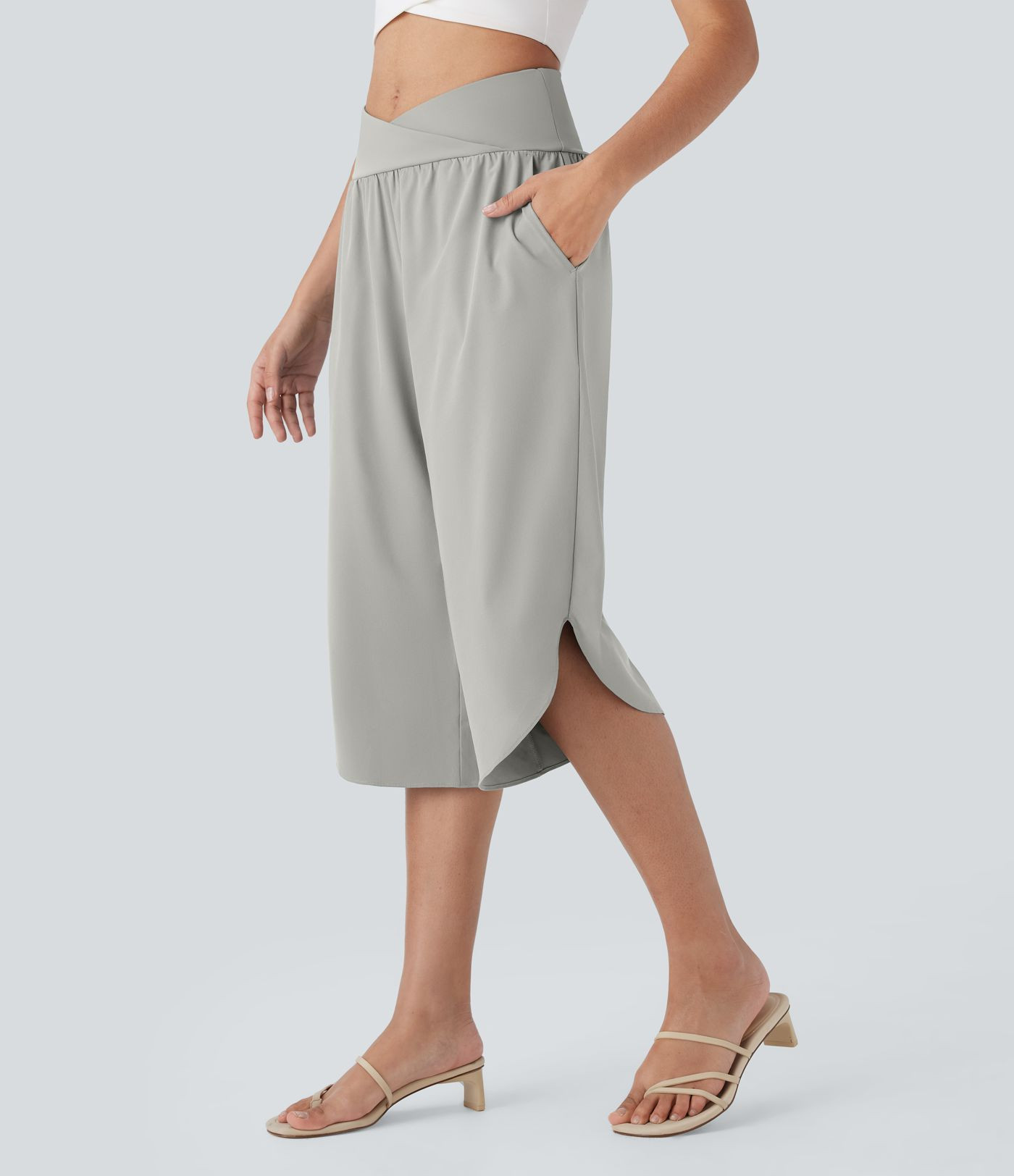 Women\u2019s Breezeful\u2122 High Waisted Crossover Pocket Quick Dry Capri Pants - Halara | HALARA