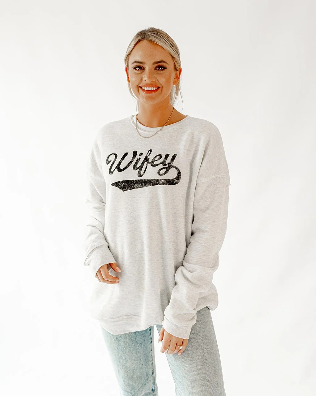 © 2023 Lovely + Blush Co. | Lovely + Blush