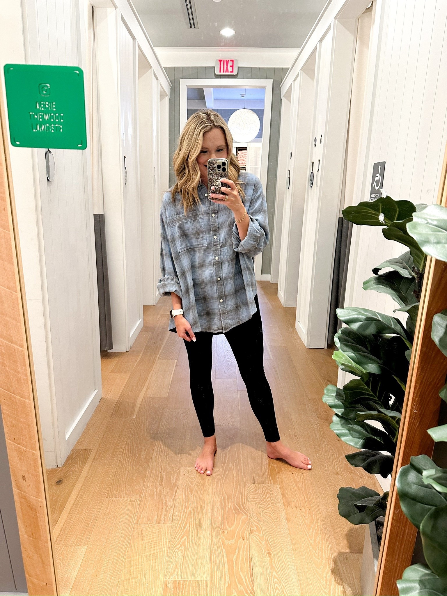 So ready for cooler temps so I can wear my new flannels.  I absolutely love a flannel shirt paired with leggings- maximum comfort!

//
Women’s Flannel tops
Women’s Flannel shirts

#LTKFindsUnder50 #LTKActive #LTKStyleTip