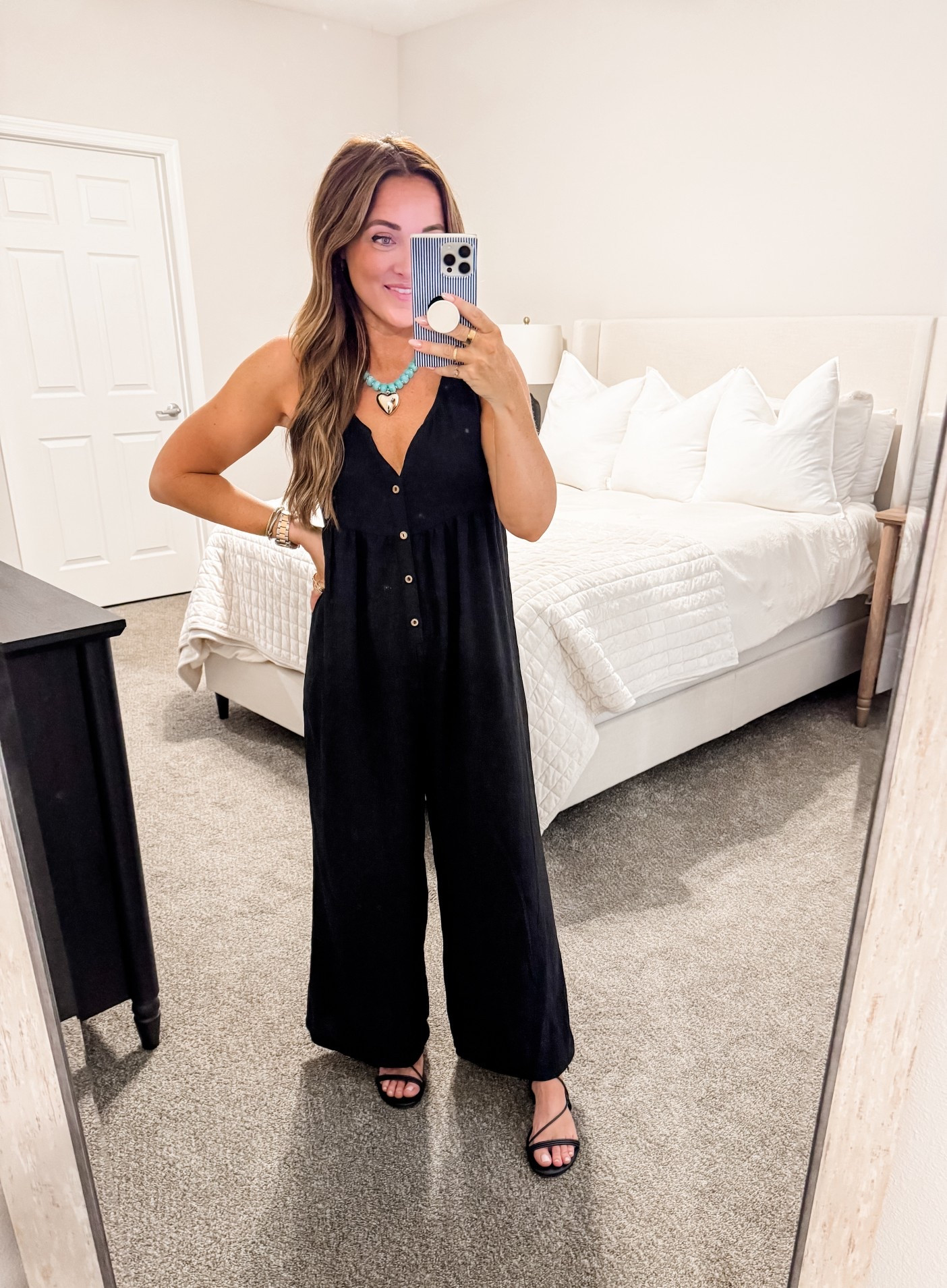 Jumper - M (could size down)
—
Amazon outfit | Amazon jumpsuit | Summer jumper | Black jumpsuit | Statement necklace | Heart necklace | Amazon accessories 