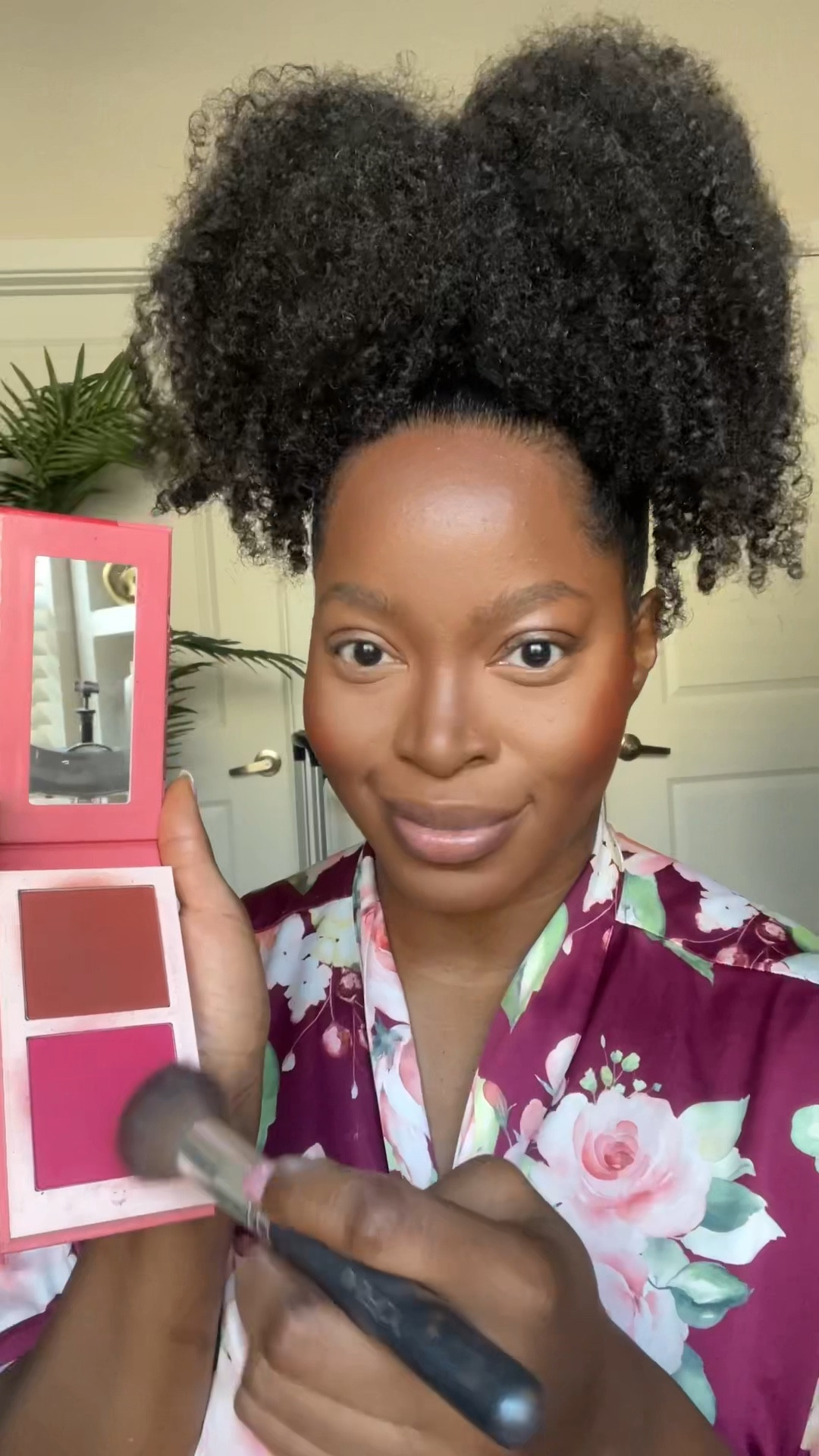 GRWM💕 Here’s a quick makeup tutorial on how I contour & highlight.. Plus my new favorite blush & bold red lip combo that’s perfect for the holidays 😍

#LTKstyletip #LTKbeauty #LTKHoliday