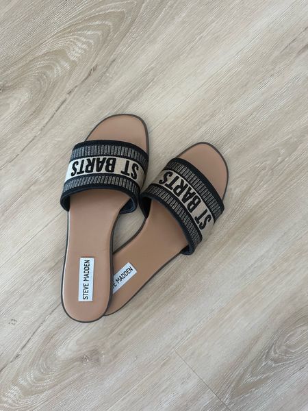 My designer lookalike sandals are a DOORBUSTER — only $35, regular $60 #SteveMadden 