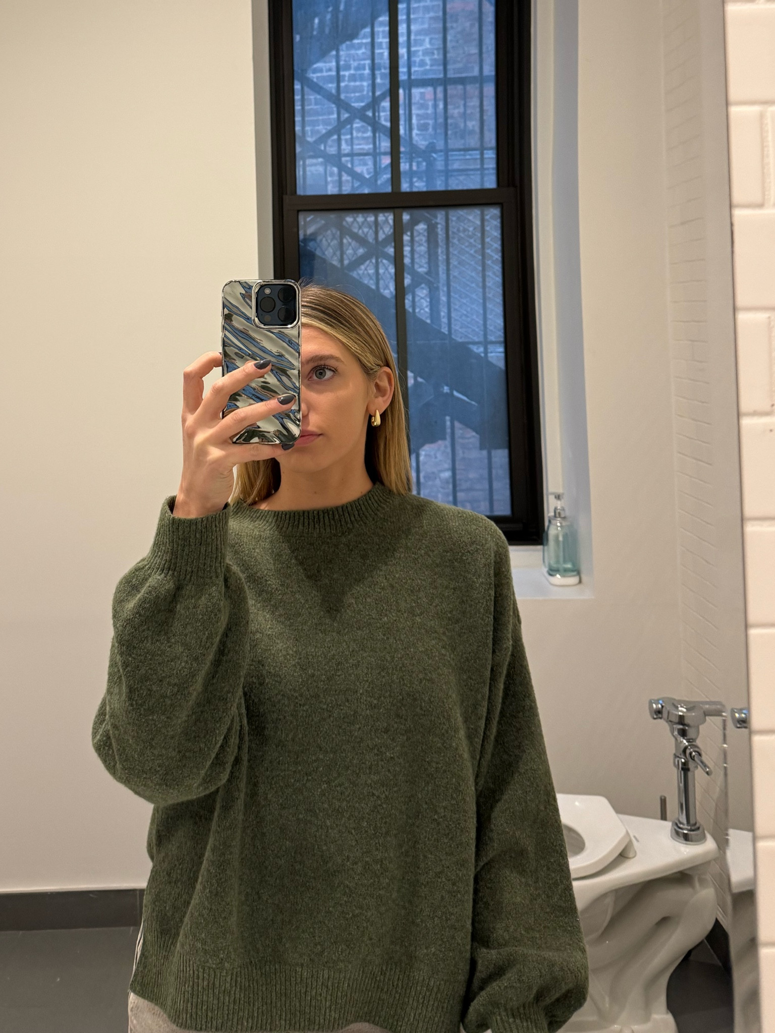 simple work outfit of the day || 🫒 sweater from my fav amazon brand 🫶🏼



#LTKfindsunder50 #LTKsalealert