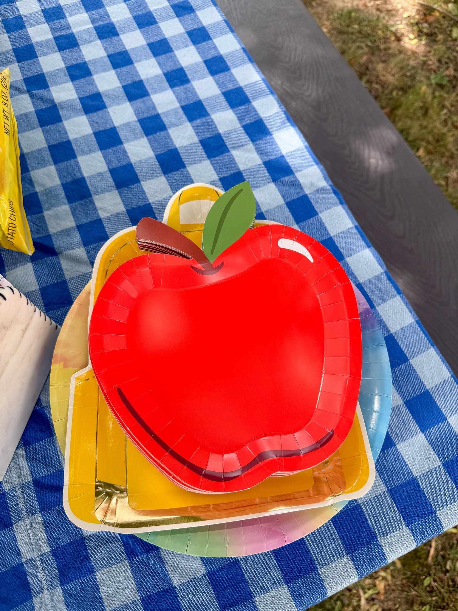 Apple plates! 🍎 

#LTKHome #LTKParties #LTKFindsUnder50