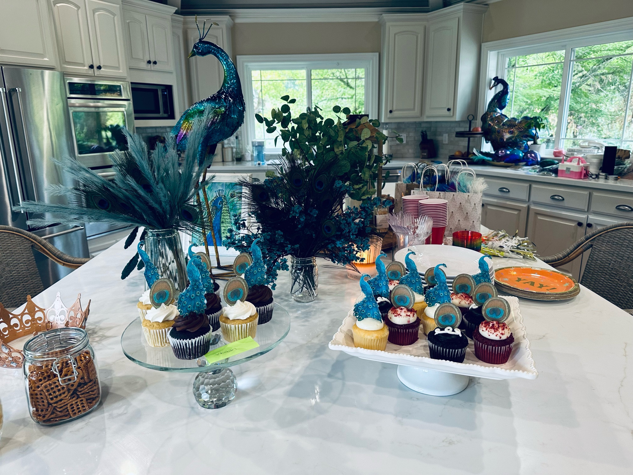 Peacock 🦚 party……#birthday #party #decor 

#LTKparties #LTKkids #LTKhome