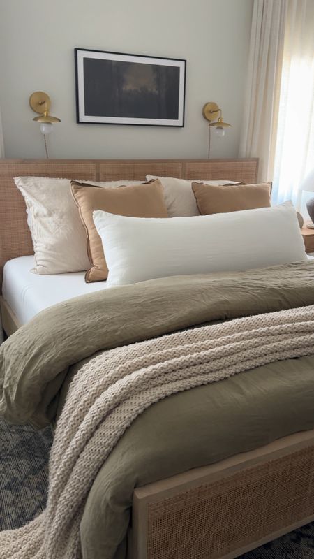 It’s @target Circle Week! #ad Here’s a few of my favorite bedding pieces that I used to create this affordable look!

#Target #TargetPartner #TargetStyle #TargetCircleWeek 


#LTKhome #LTKsalealert #LTKfindsunder100