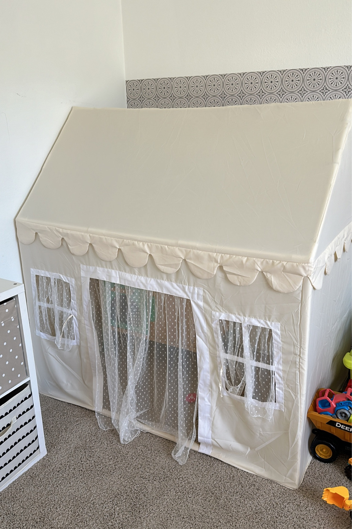 Toddler/kid playhouse tent 



Playhouse tent
Amazon find
Amazon finds
Kids toys
Kids house
Toddler house 
Play house 


#LTKhome #LTKkids #LTKfindsunder100