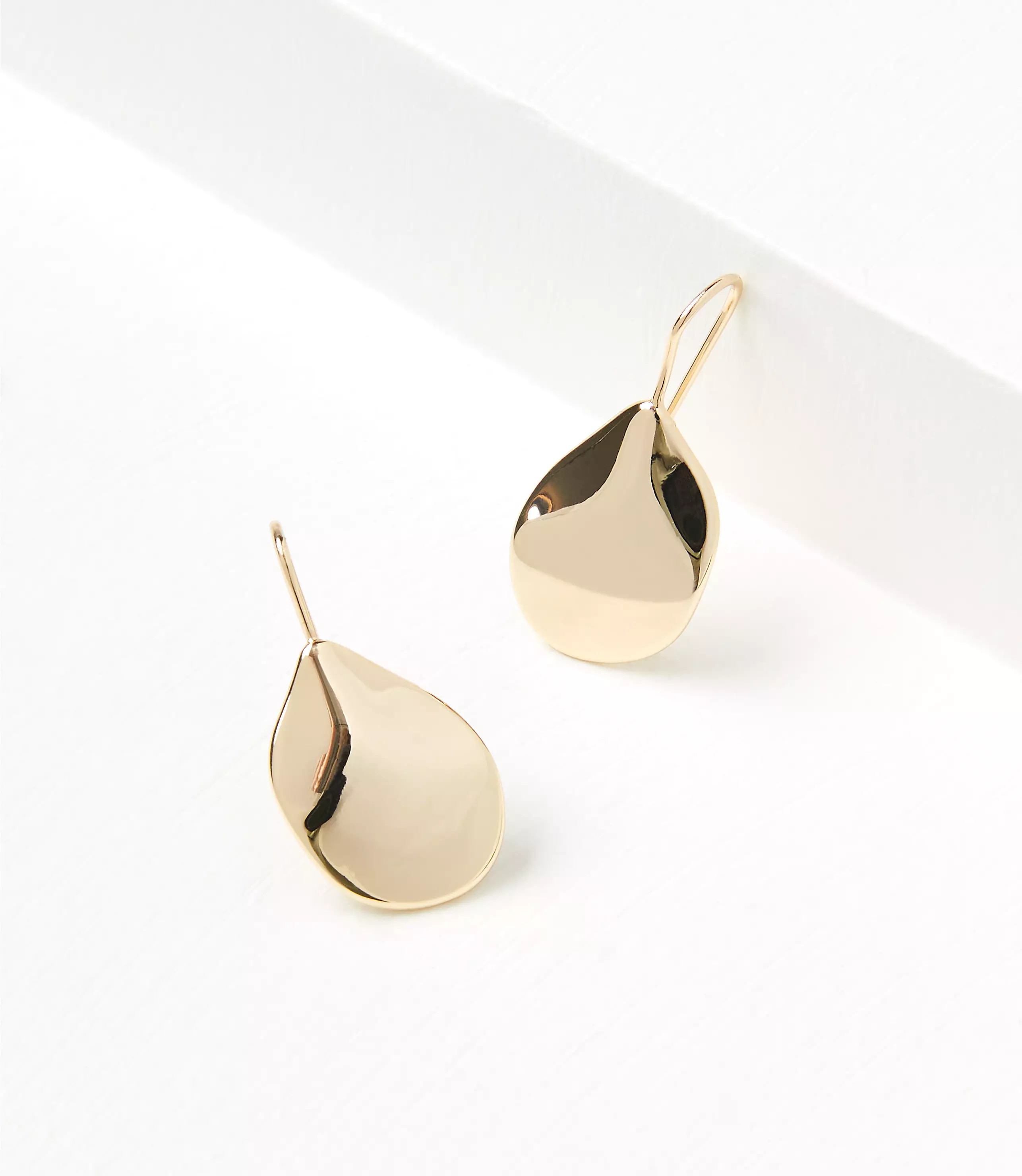 Mini Dot Pull Through Earrings | LOFT