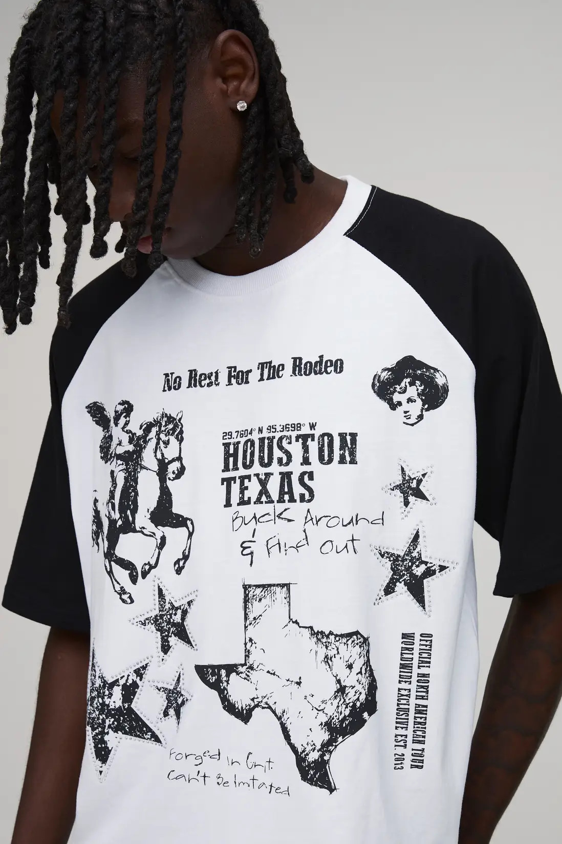 White boohooMAN Oversized Boxy Western Print Raglan T-Shirt | Boohoo | Boohoo.com (UK & IE)