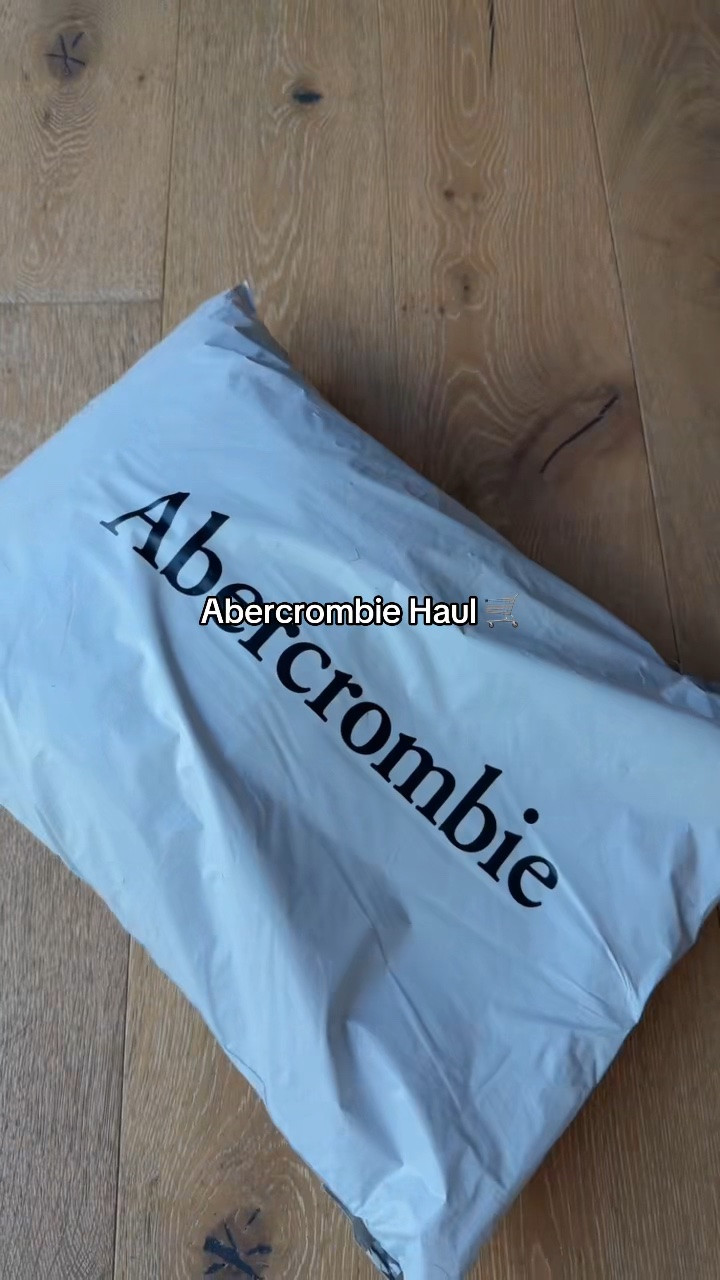 Abercrombie sale haul ✨ I will post a try on of these soon. I’ll have these linked on my LTK 🫶🏻

#LTKSaleAlert #LTKU #LTKgrwm