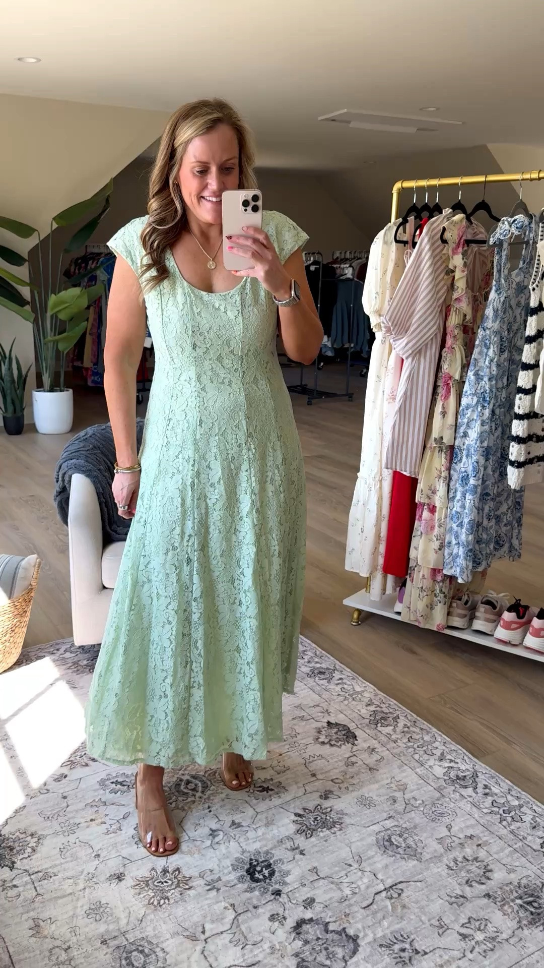 Perfect dress for summer events!