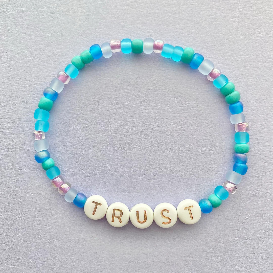 Raya and the Last Dragon Trust Beaded Bracelet - Etsy | Etsy (US)