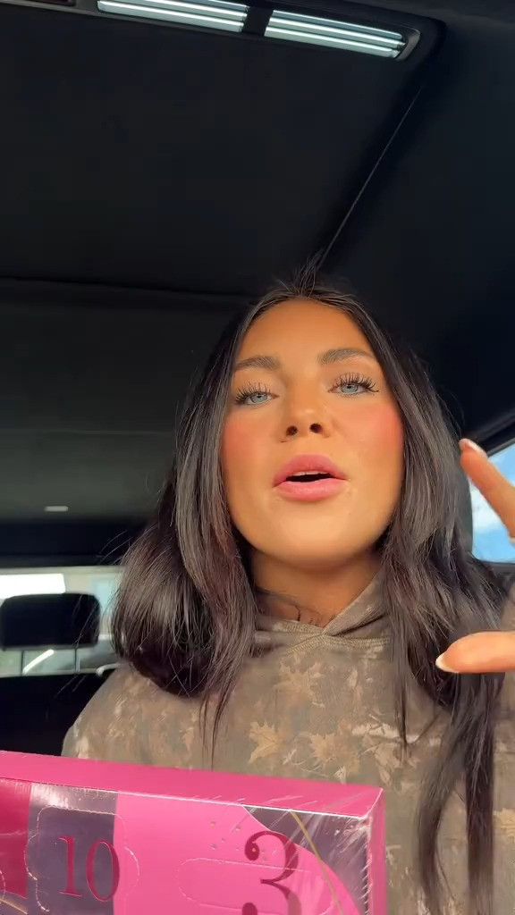   

 #LTKCyberWeek #LTKGiftGuide #LTKBeauty