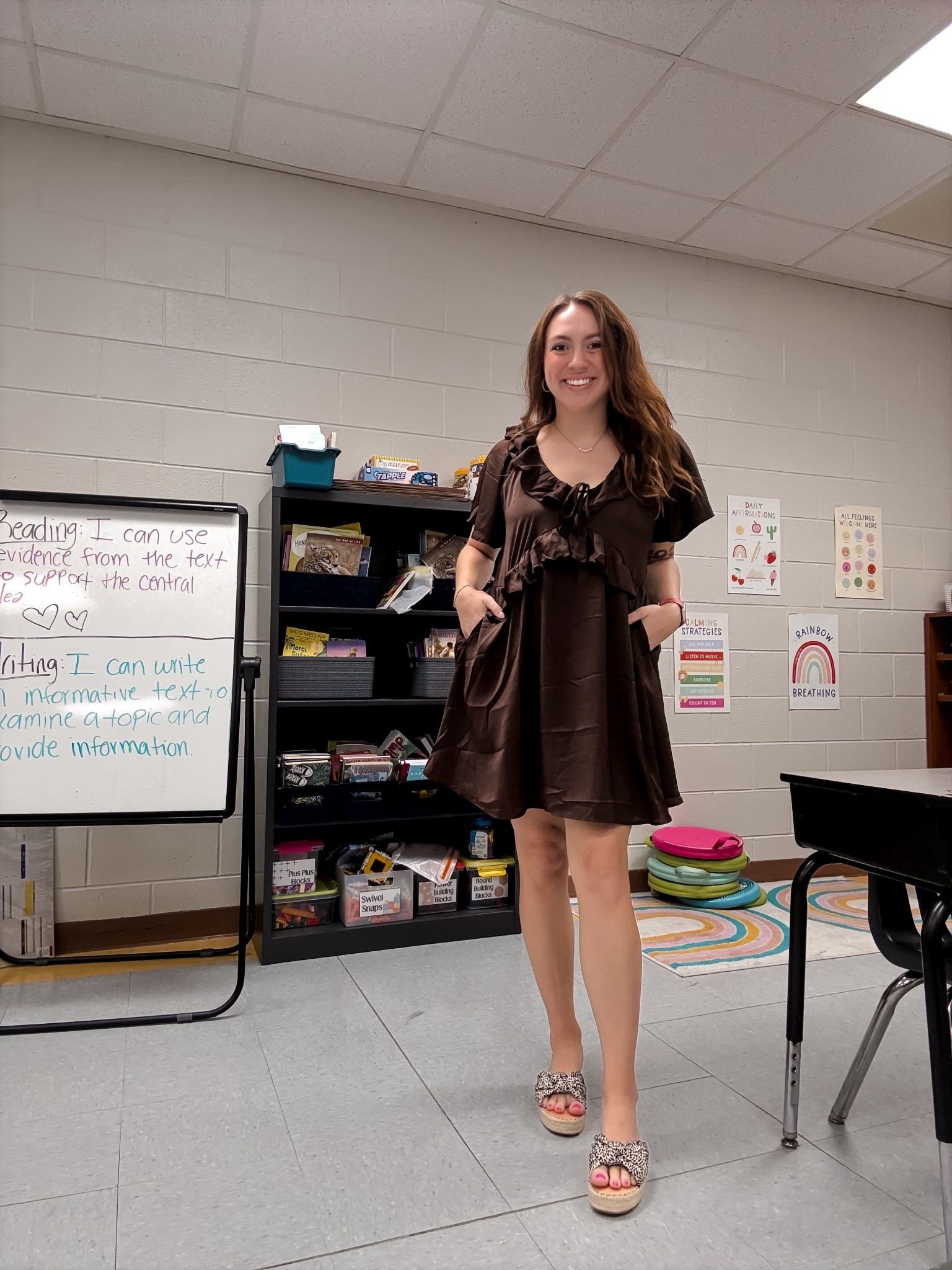 Teacher outfit, teacher style, teacher fashion, workwear, work outfits, dresses for work

#LTKWorkwear #LTKFindsUnder100 #LTKFindsUnder50