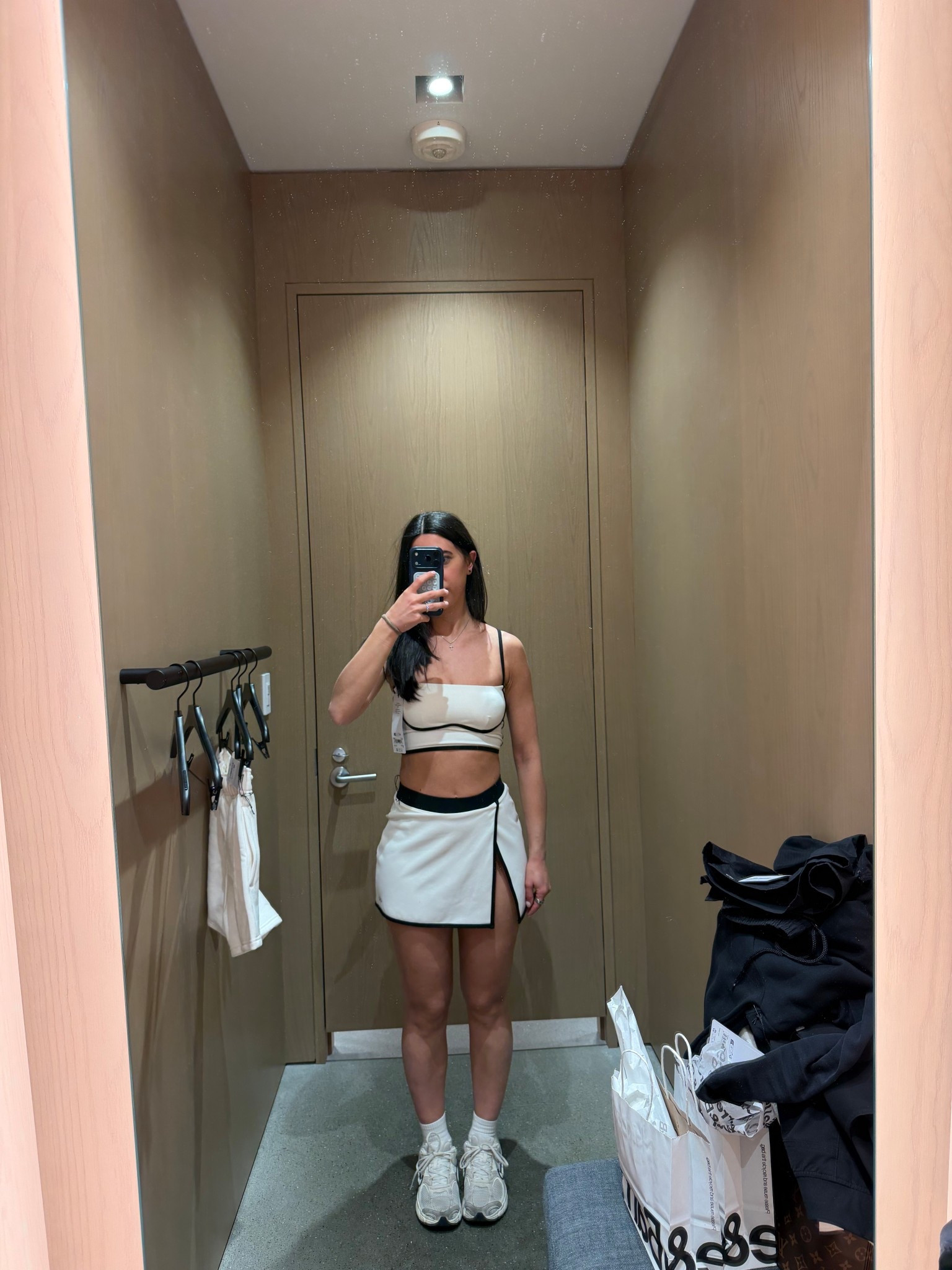 Top - S
Skirt - XS