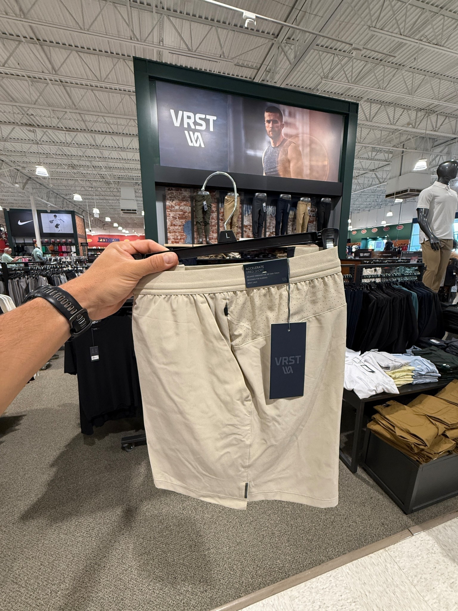 Some of my favorite workout shorts are on sale right now! Looks like some colors are on steeper discounts than others, but I highly recommend these for running/gym shortss