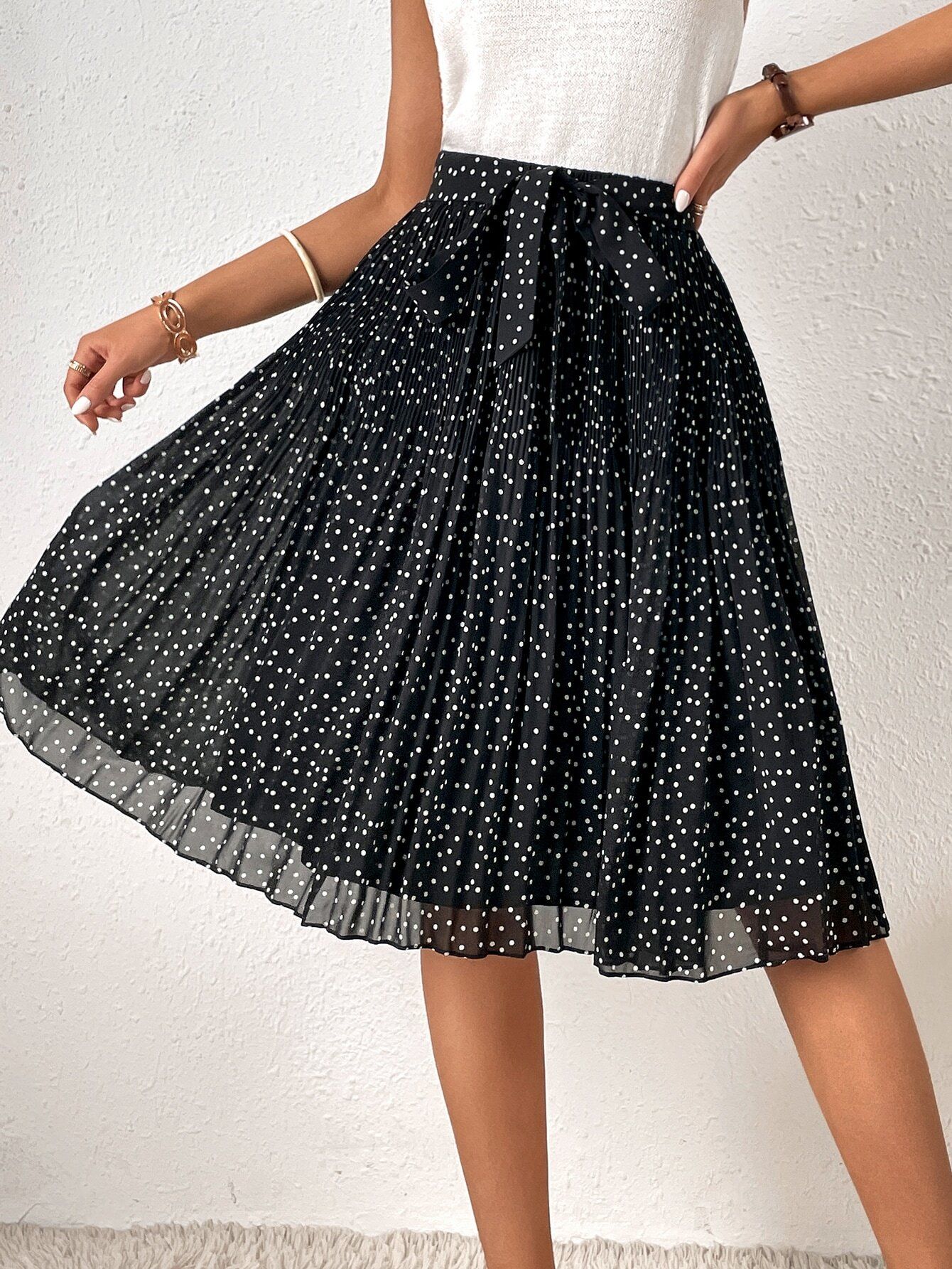 SHEIN Frenchy Polka Dot Print Belted Plisse Skirt | SHEIN