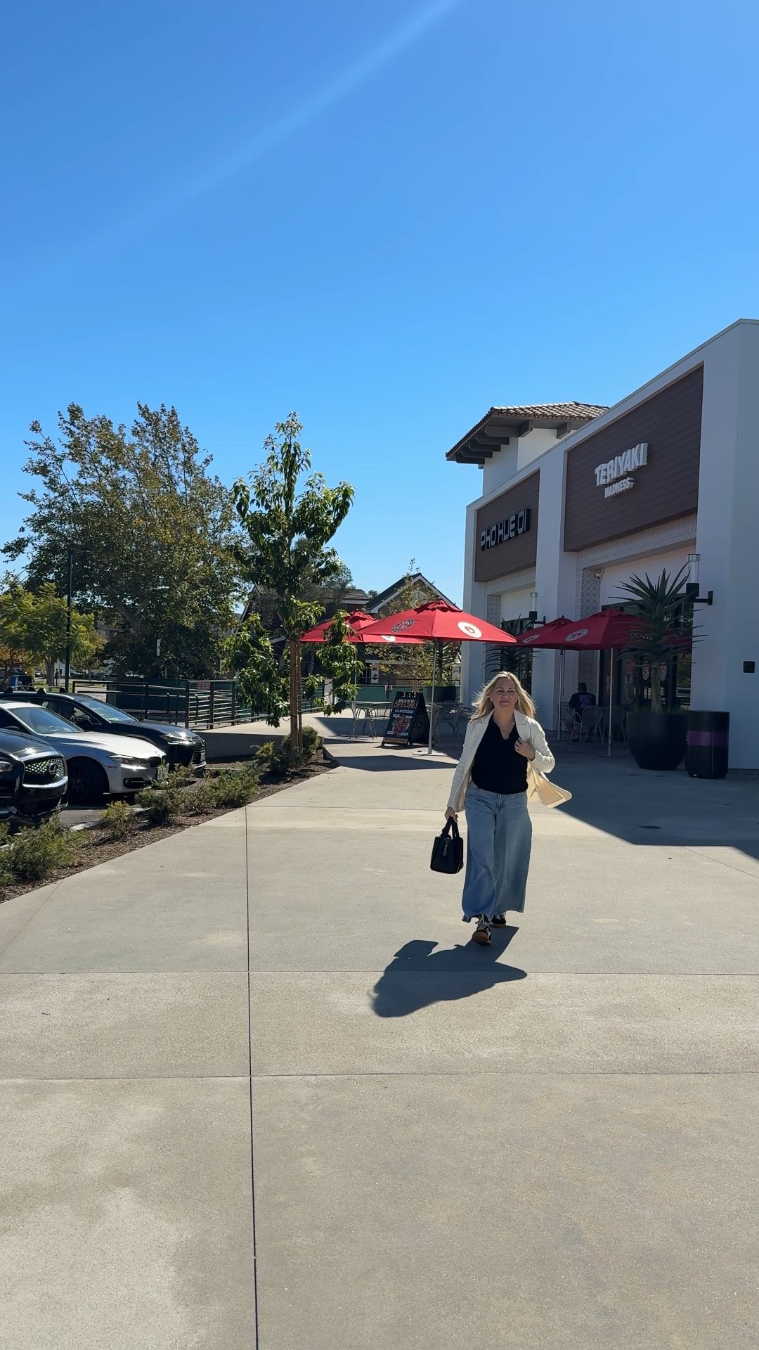 Cute and comfortable look on a lunch date with my husband! 

#LTKStyleTip #LTKShoeCrush #LTKOver40