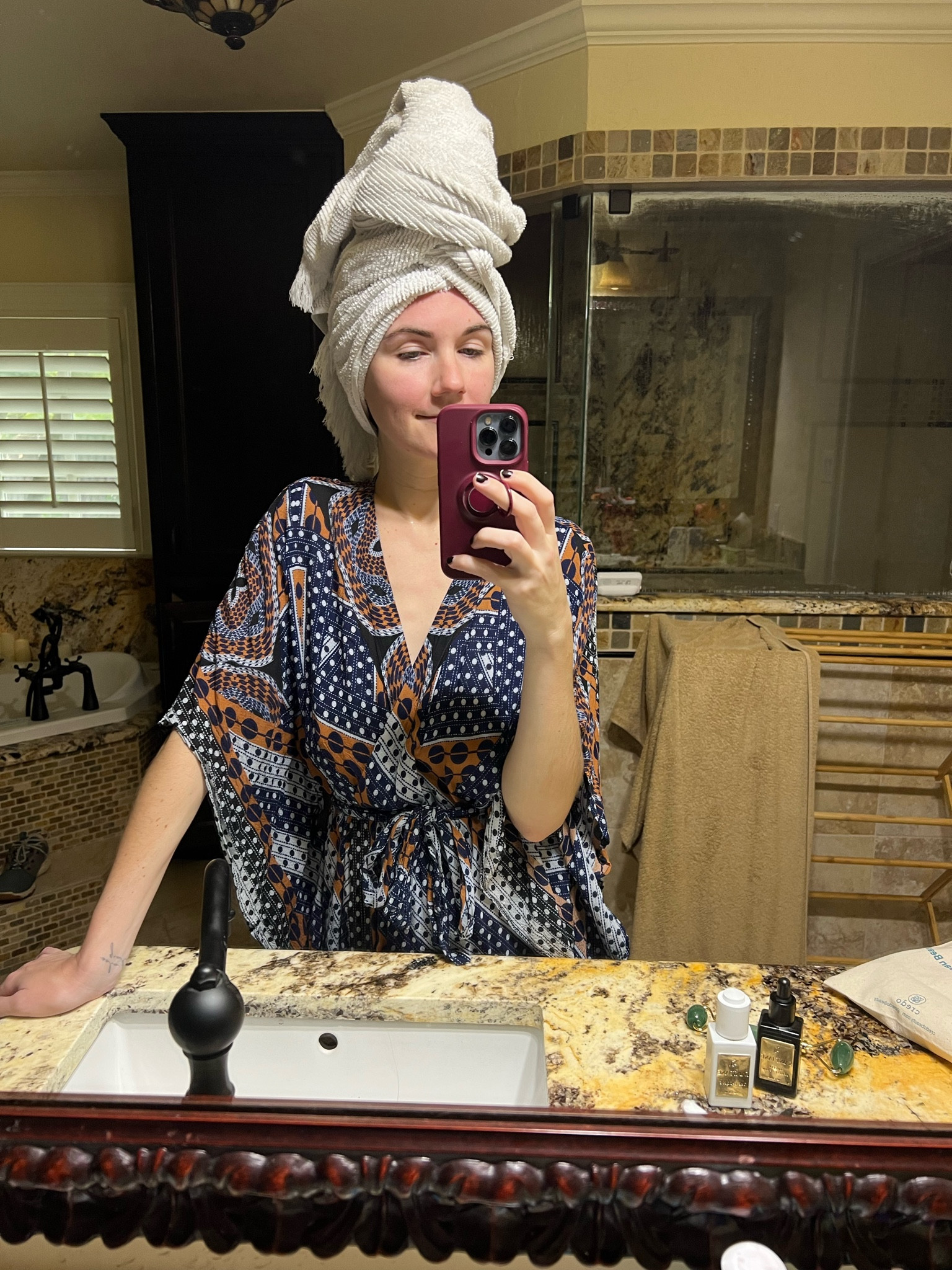 Will always be a fancy robe person. This one from Anthro is sold out, but here are a round up of my faves (part of the LTK spring sale!)


#LTKbeauty #LTKSpringSale #LTKstyletip