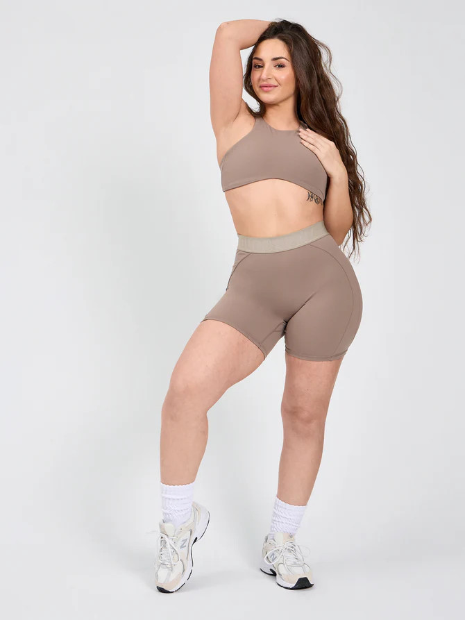 Bliss Butter Short 6" - Chai Latte | Buffbunny