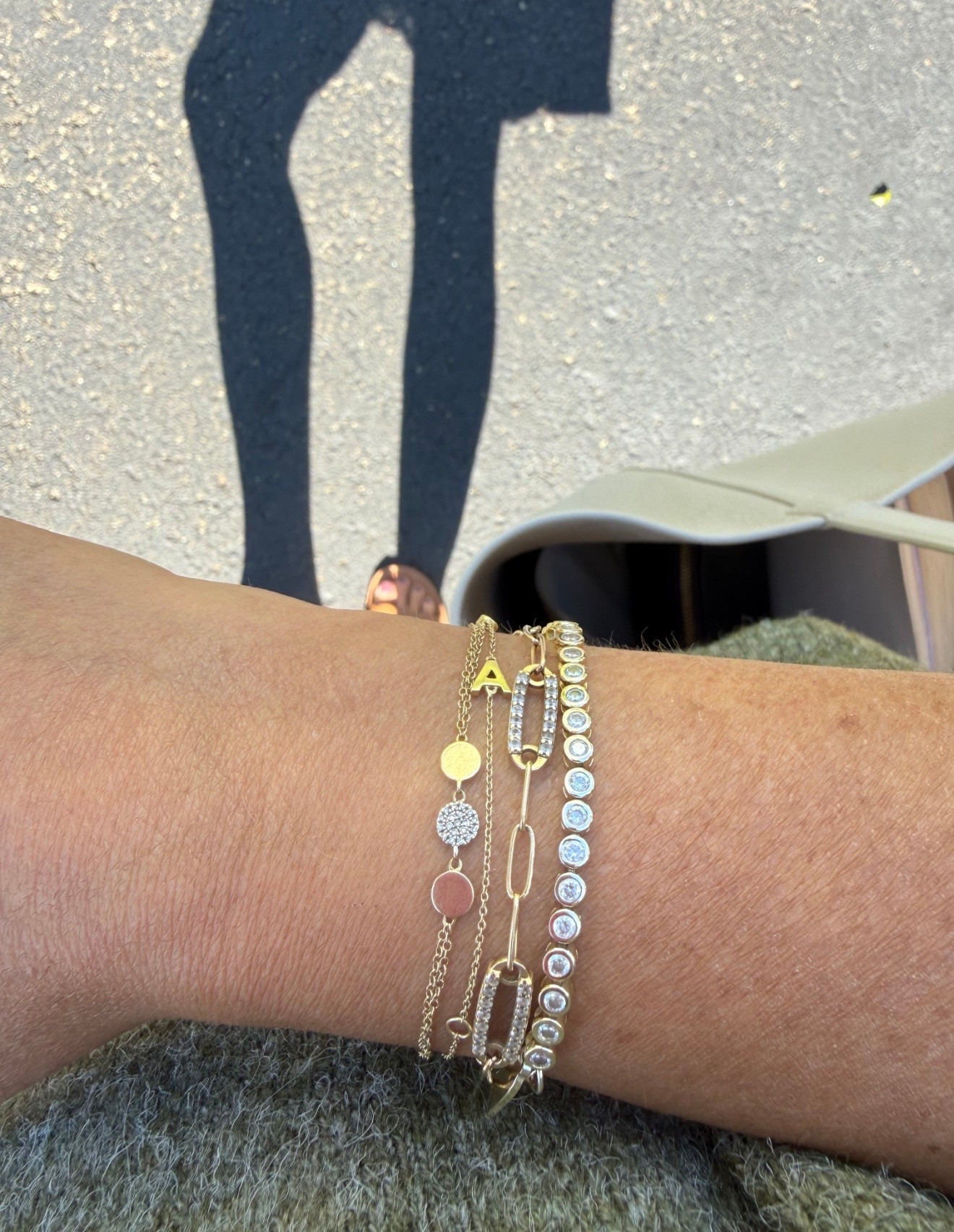This Electric Picks tennis bracelet looks so expensive and is a perfect addition to my bracelet stack (but it also truly affordable!!) Love the extra sparkle…

#LTKootd #LTKselfcare #LTKdayinmylife
