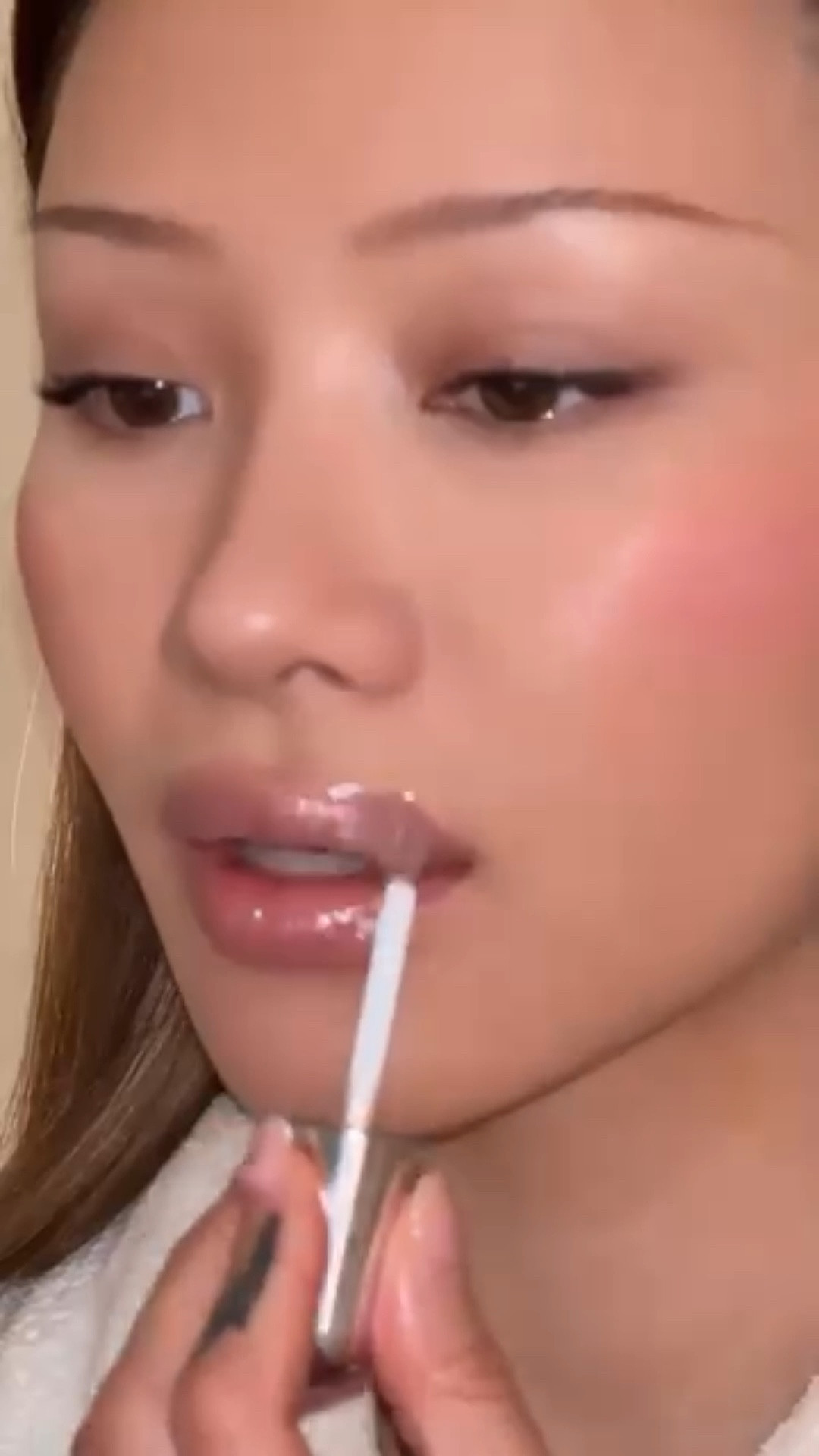 new shade of the lip elixir tanghulu candy just dropped! 💗✨✨ @sacheubeauty

#LTKBeauty #LTKFindsUnder50 #LTKStyleTip