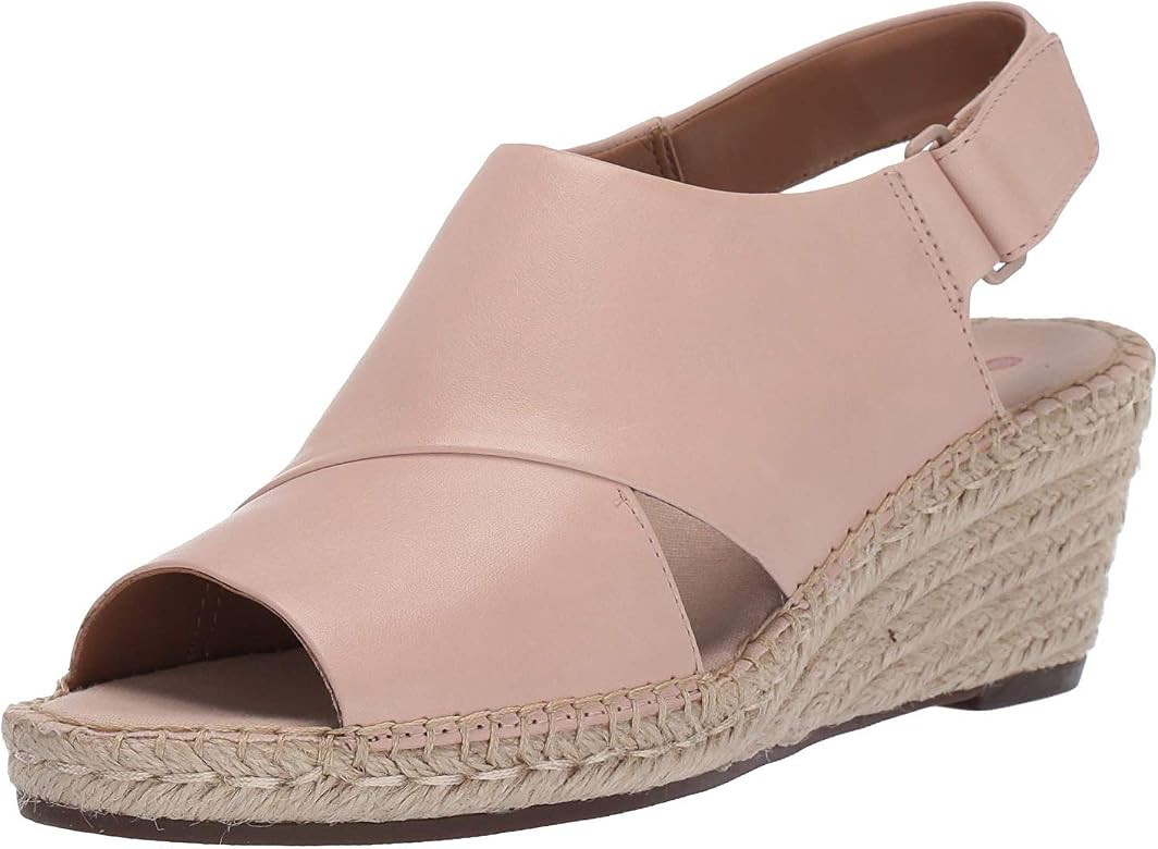 Clarks Women's Petrina Abby Wedge Sandal | Amazon (US)