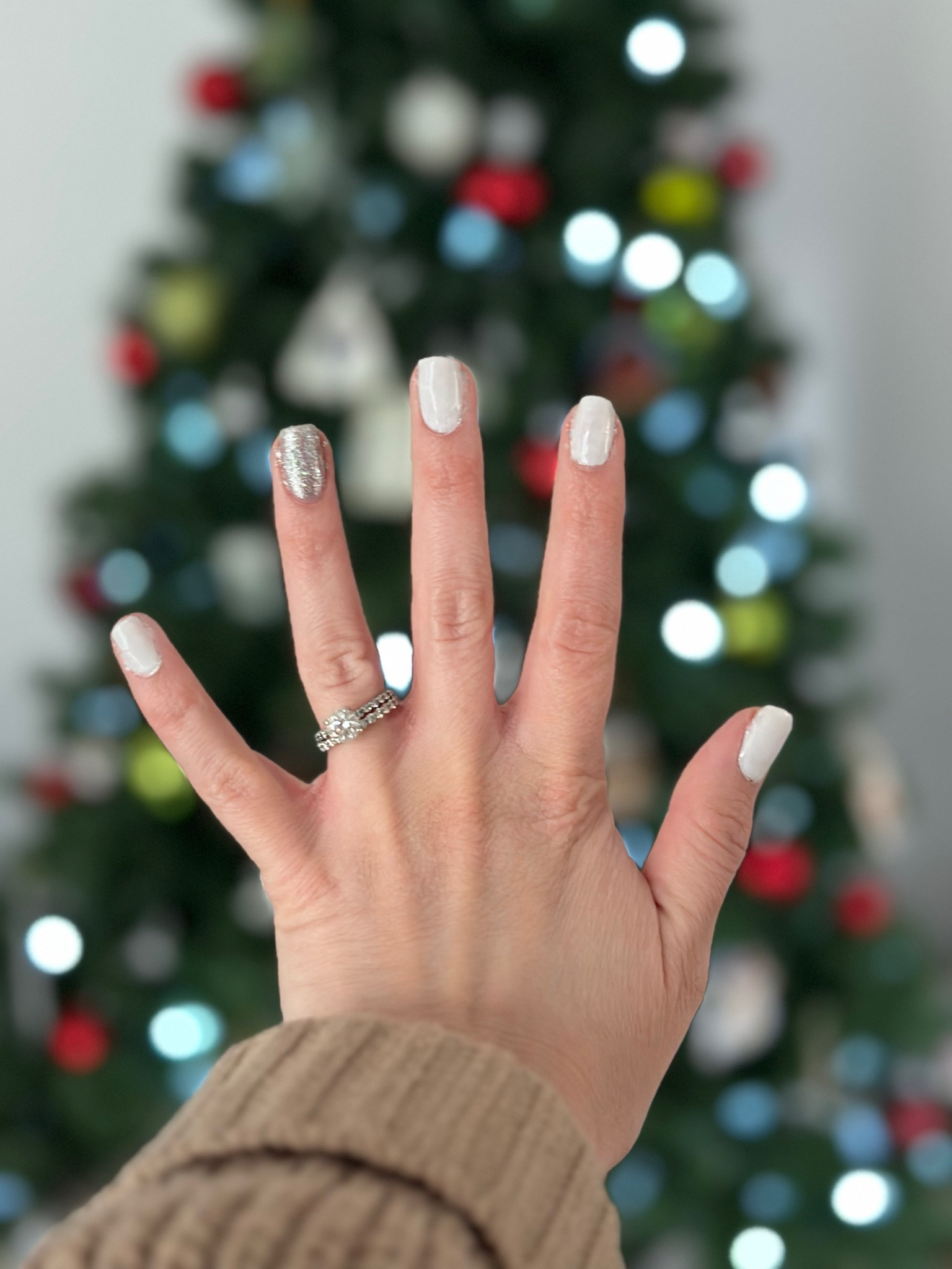 Christmas nails, winter nails, gel nails, diy nails, Amazon, at home nails, white nails, sparkly nails, 

#LTKstyletip #LTKbeauty #LTKfindsunder50