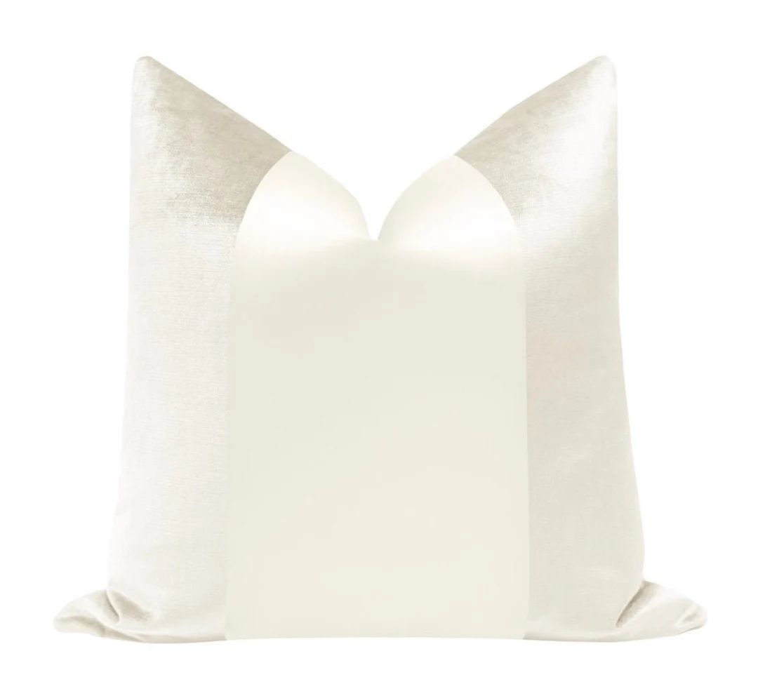 Monochromatic Panel : Faux Silk Velvet // Alabaster | color block | velvet + silk throw pillow | ... | Etsy (US)