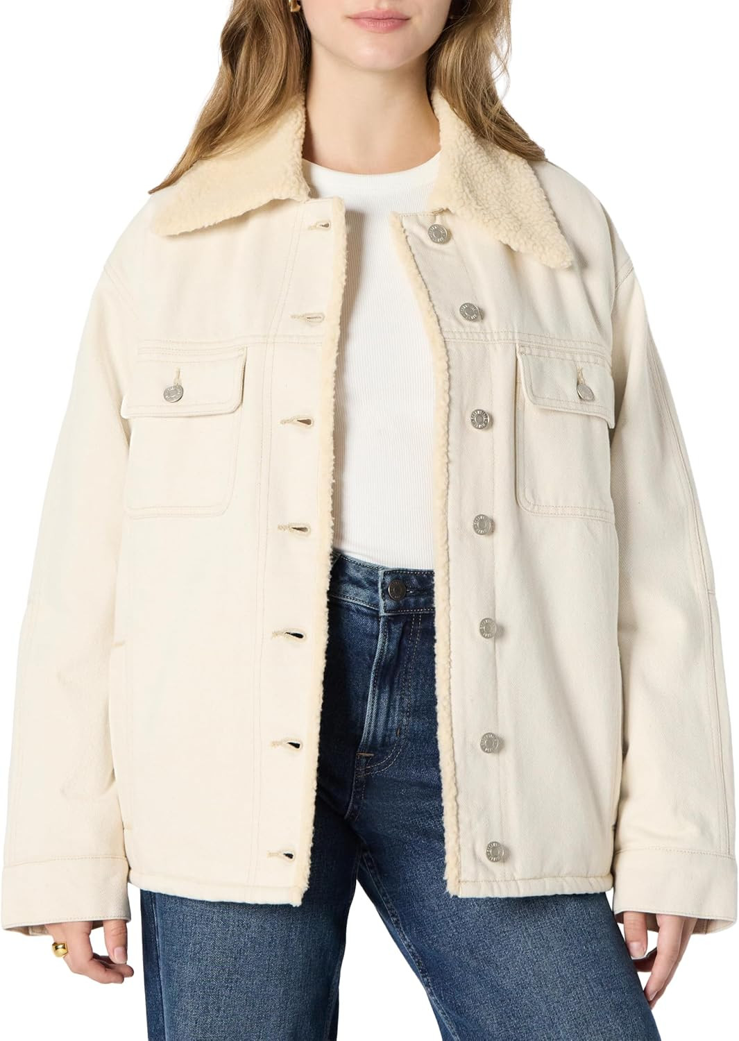 Amazon Essentials Women's Oversized-Fit Denim Jacket with Faux Shearling Collar and Lining, Heavyweight | Amazon (US)