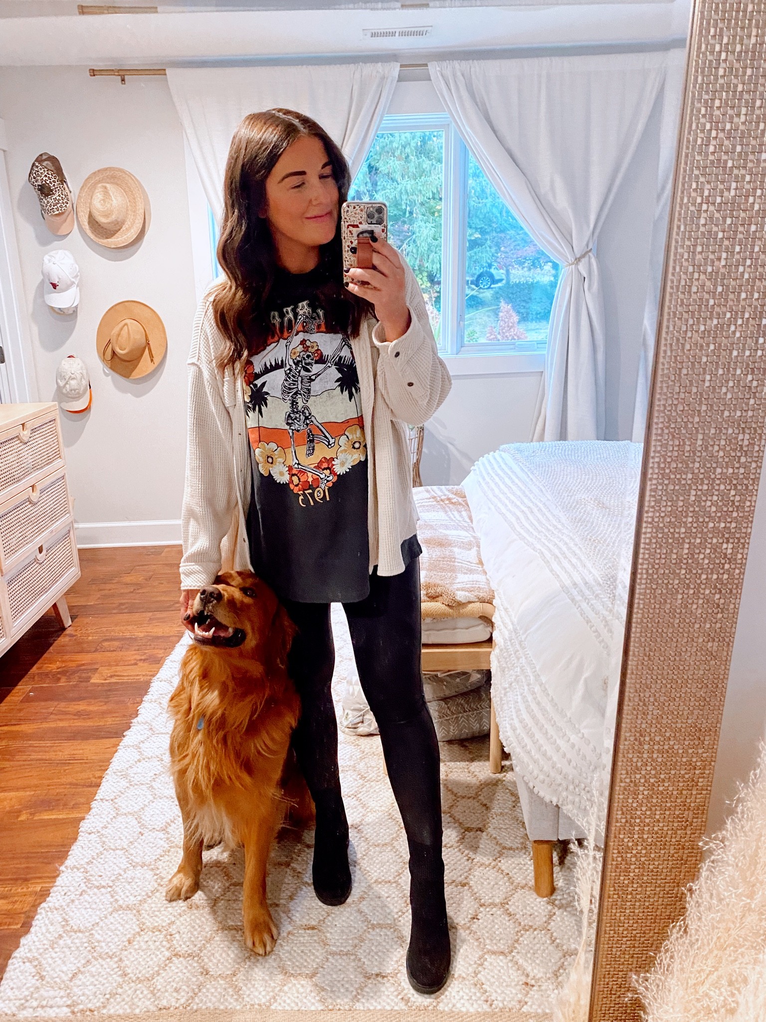 I always size up to an XL in these graphic T-shirt’s! 
Leggings maternity tts 
Shaket - sized up
Boots - tts 



#LTKHoliday #LTKstyletip #LTKHalloween