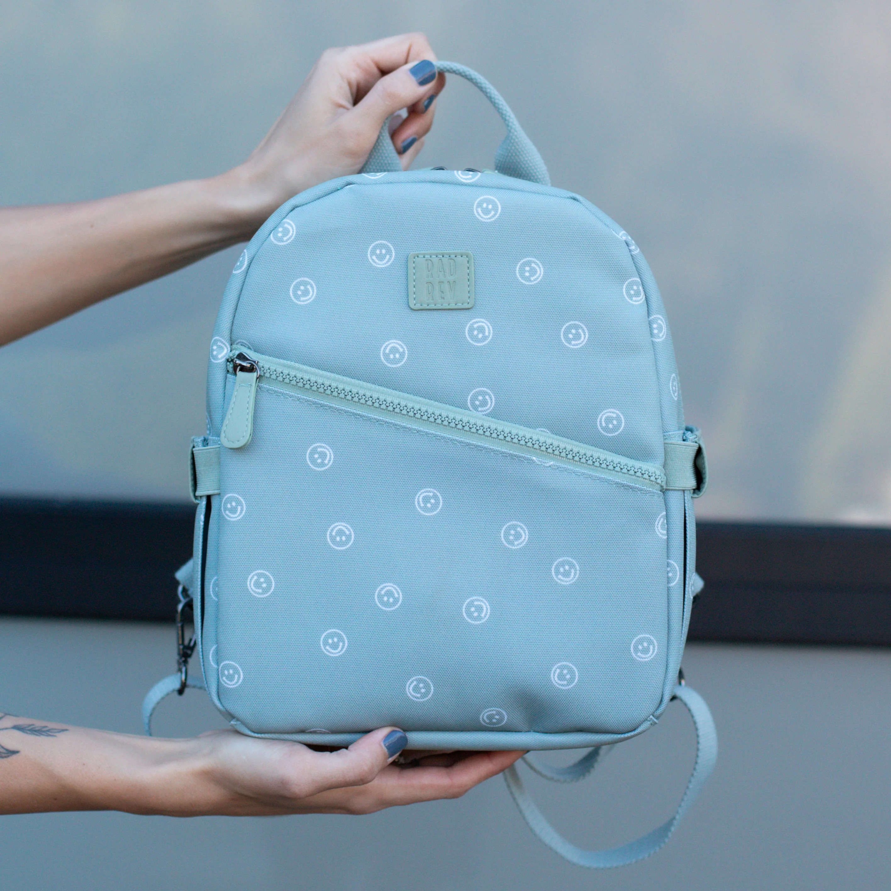 Canvas MINI in Mint Smiles | Rad Revolution