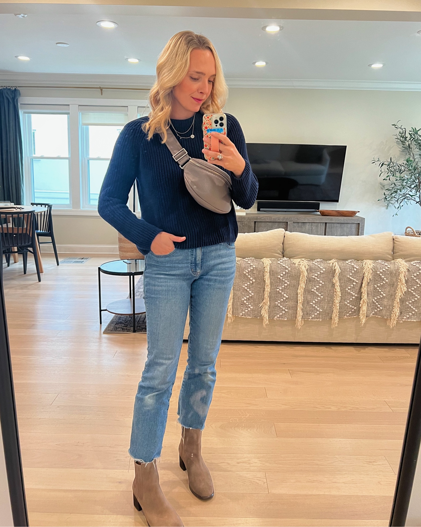 This sweater is perfection for fall. Plus, the price is right! 

#LTKshoecrush #LTKfindsunder50 #LTKSeasonal