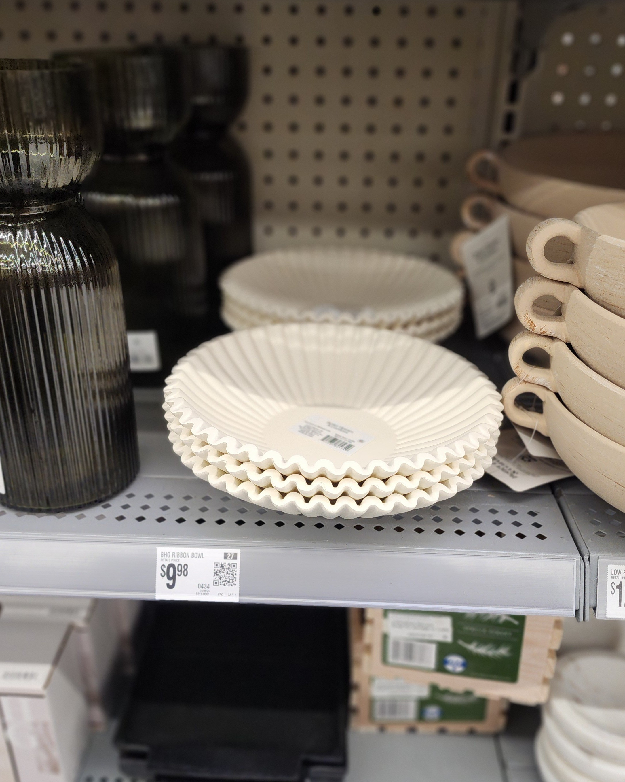 Ruffle decor bowl from Walmart for under $10! #scallopedbowl #flutedbowl #coffeefilterbowl

#LTKHome #LTKFindsUnder50