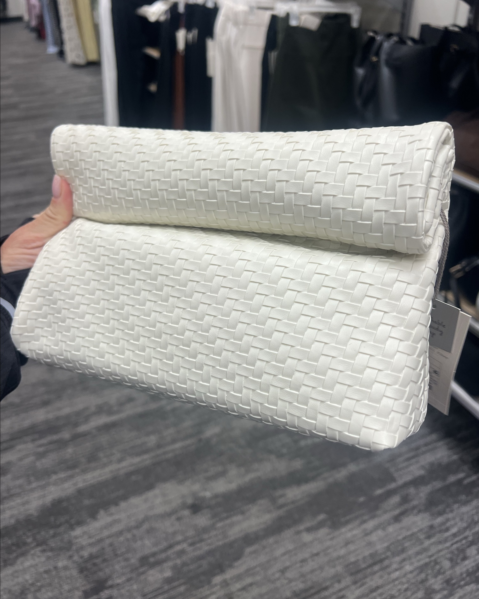 So affordably chic 🤌🏻

#LTKdayinmylife #LTKgrwm #LTKootd