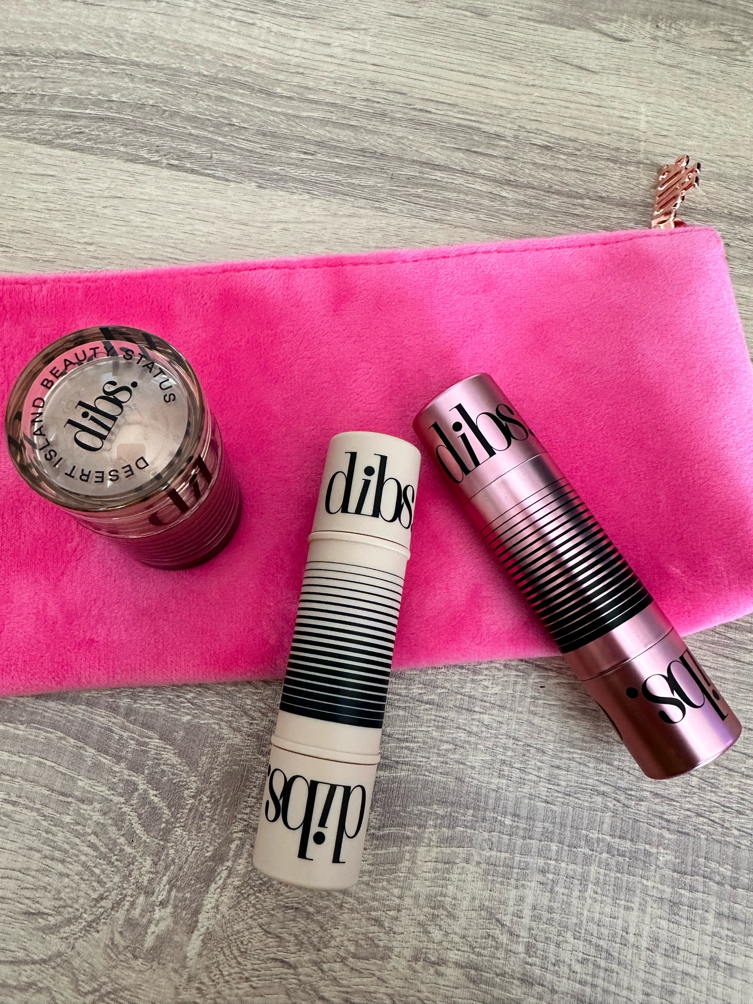 DIBS Status Stick in unbothered bronze is my fave! Now at Ulta 


DIBS Beauty, Ulta Beauty, face and body highlighter, DIBS duo stick, beauty essentials, desert island duo, highlighter stick, beauty favorites, Ulta,, cruelty-free beauty.

#LTKBeauty #LTKNYFW