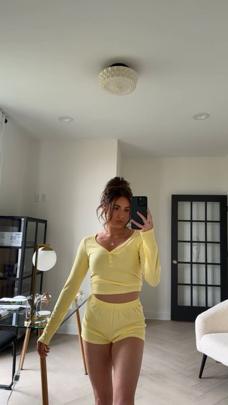 Butter yellow and buttery soft!!! The lounge wear set you NEED🙌🏼🤩 I’m obsessed!! Super comfy cozy, ribbed material. Wearing a medium. Amazon find. $25!!!

#LTKstyletip #LTKfindsunder50