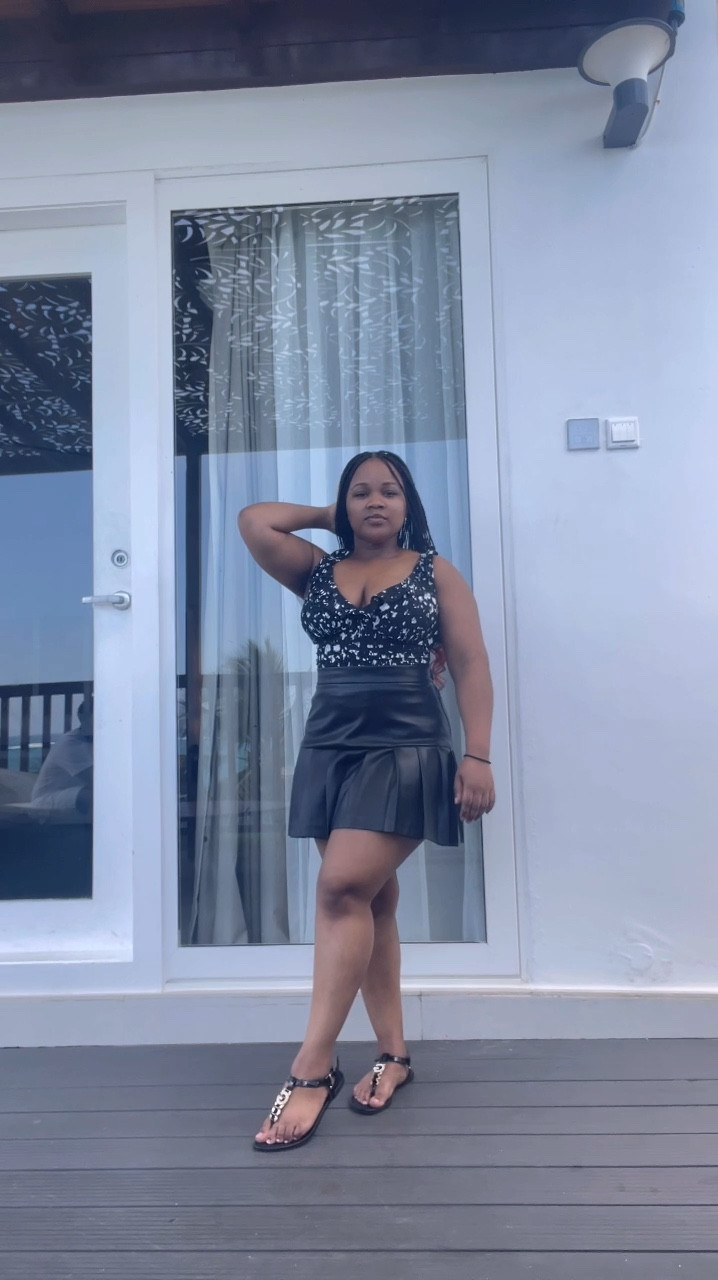 Simple & cute summer outfit👙

#OnePieceSwimsuit  #DKNY #DKNYSwimsuit #FauxLeatherSkirt

#LTKSeasonal #LTKswim #LTKVideo