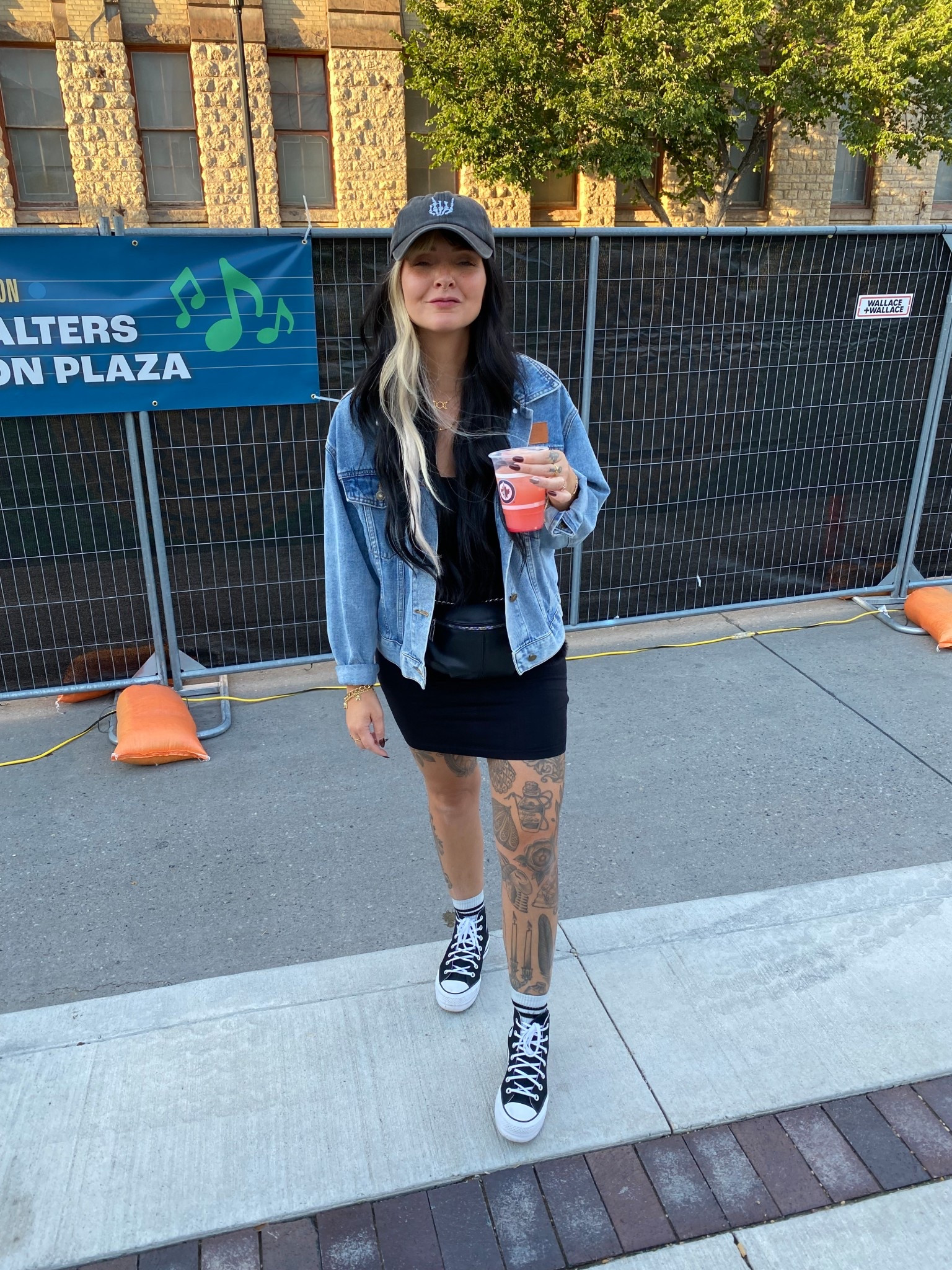 Concert attire ✌🏻

Jacket: H&M
Dress: G&L
Bag: SHEIN 

#LTKstyletip #LTKcanada