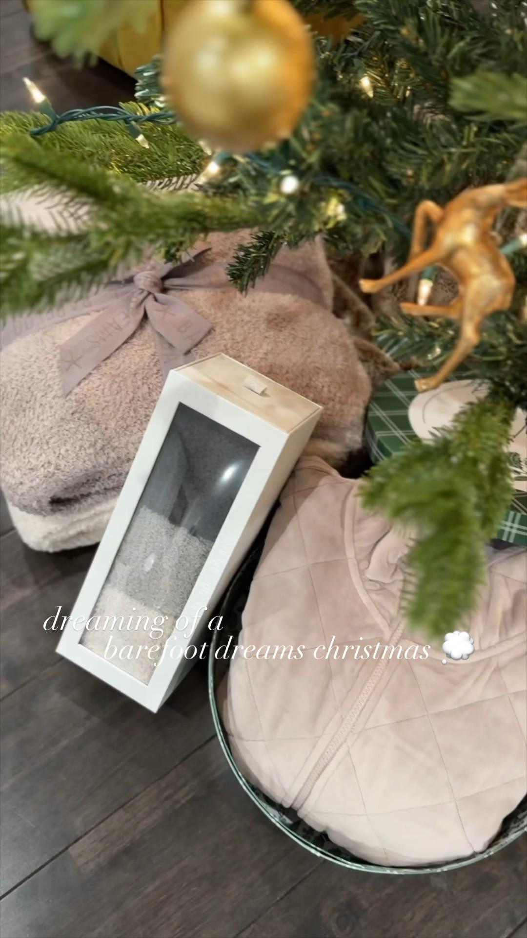 Pulling an Oprah this Christmas 🎤🎼

 “And YOU get a blanket, and YOU get socks, and YOU get a robe!!” there are endless luxuriously soft gifts to grab from @barefootdreams this holiday season! It’s no wonder the 3 piece sock set is Oprah’s favorite pick of 2023 🧦 🤩 What would you love this season?! 

Get ahead of your holiday shopping and take advantage of 15% off your offer using code ‘DREAM15’ 💭 



#barefootdreams #barefootdreamspartner #gifted #ad #ltk #shopltk #giftguide #holidaygifts #oprah #oprahsfavoritethings 

#LTKGiftGuide #LTKSeasonal #LTKHoliday