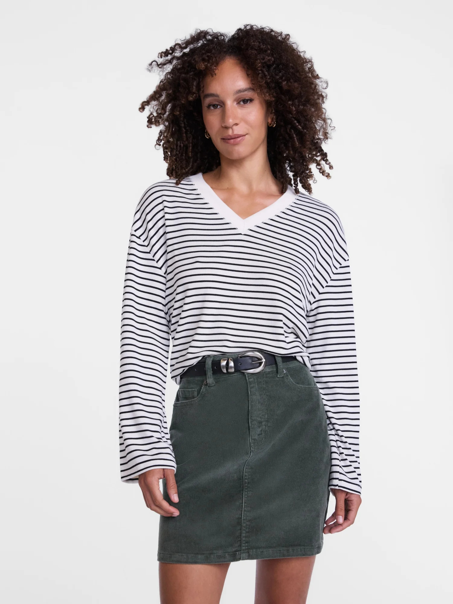 Scenario Women's and Women's Plus Relaxed Tee with Long Sleeves, Sizes XS-4X | Walmart (US)