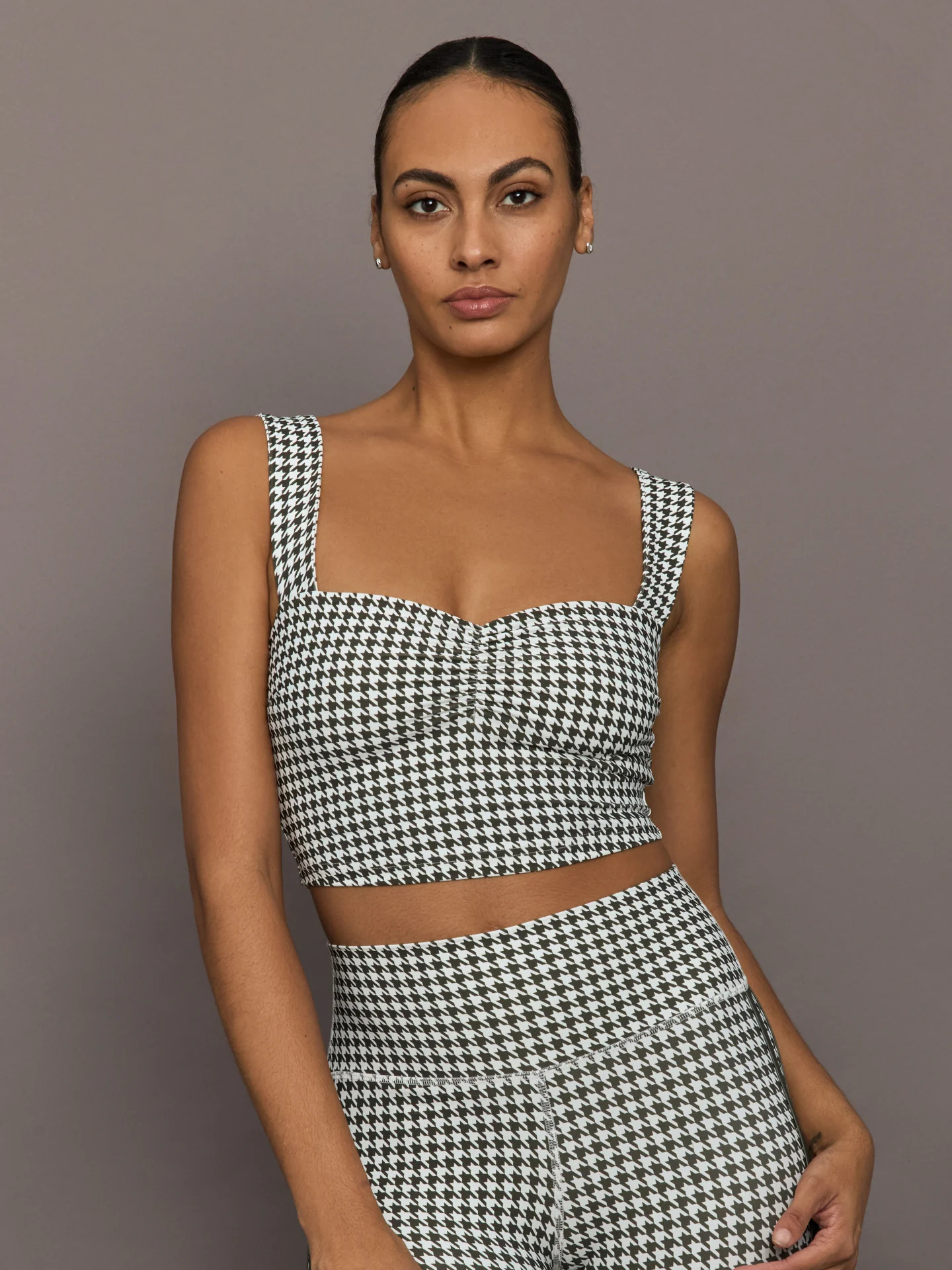 Houndstooth Sports Bra - Ivory / Faded Black | Carbon38