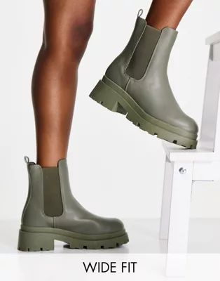 ASOS DESIGN Wide Fit Archer chunky chelsea boots in khaki | ASOS (Global)