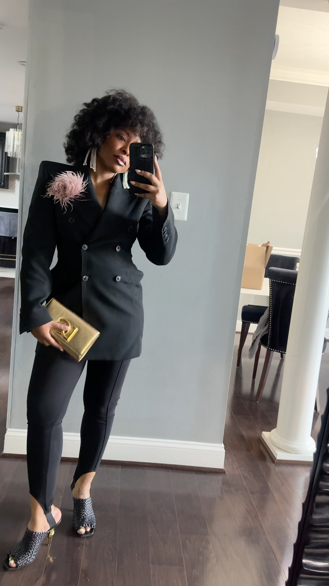 Dinner date outfit 
Blazer - medium
Leggings - small
Heels - 9
#cinchedwaistblazer
#chic
#allblackoutfit

#LTKWorkwear #LTKMidsize #LTKPetite