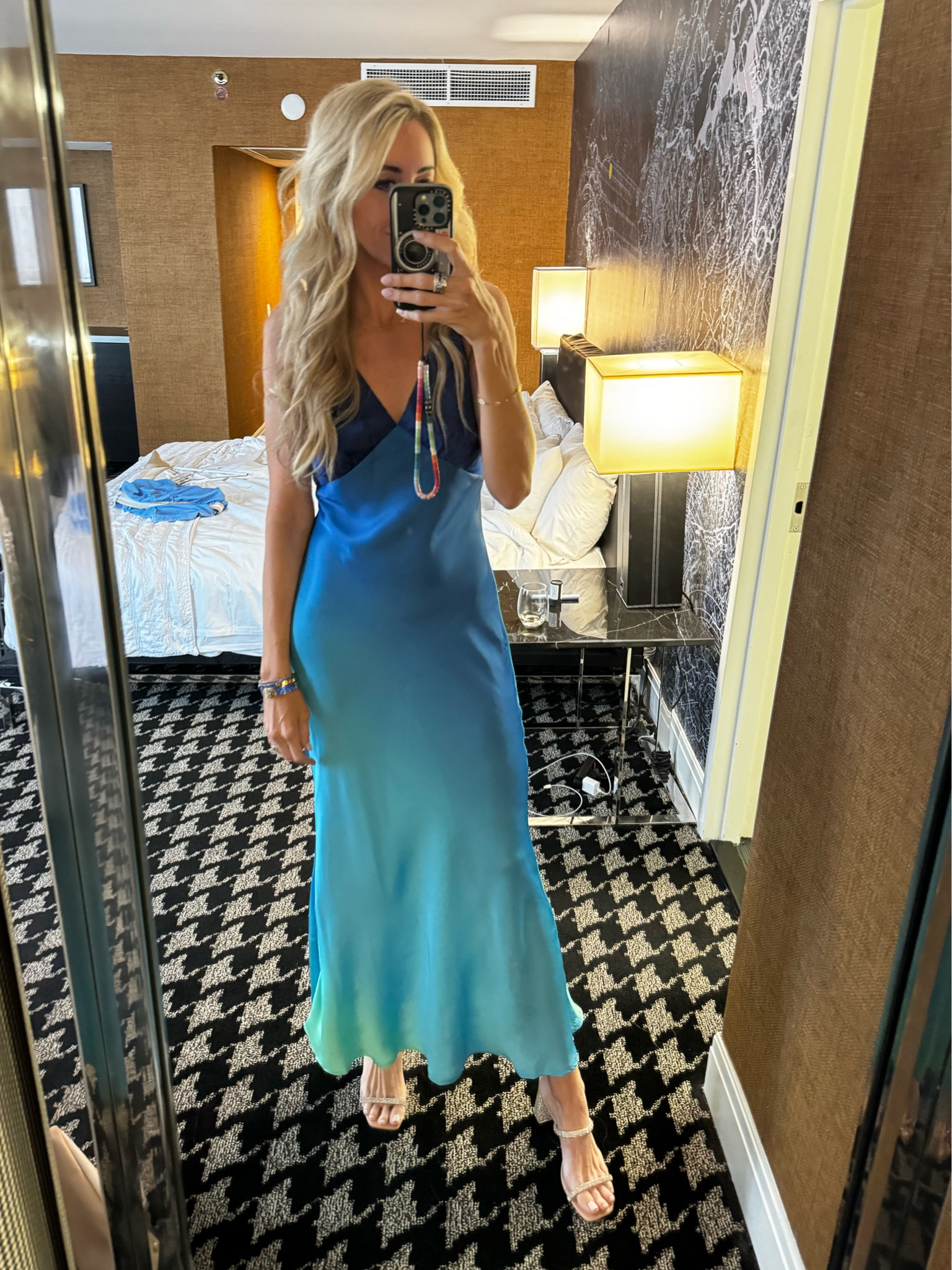“Blue tie” gala ready! This dress is legit so good. Easily dress it up or down! 🌊🧜🏽‍♀️✨

LAURENF15 for 15% off! 

 #vestique #formal #blacktie #gala 


#LTKGala #LTKfindsunder100 #LTKwedding