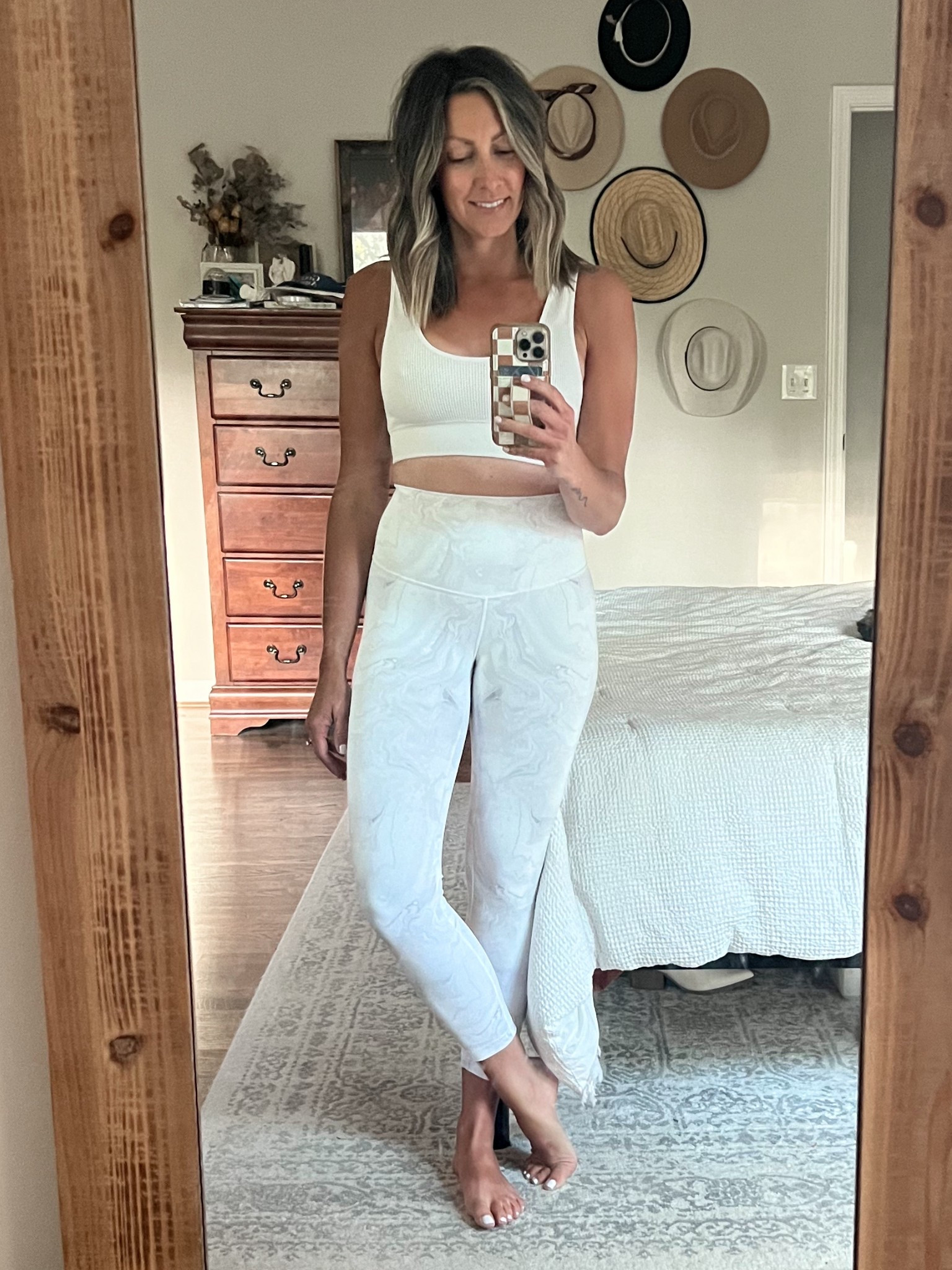 They don’t make this marbled print anymore but have them in white, love that these are not see through but a thinner material

#LTKActive #LTKPetite