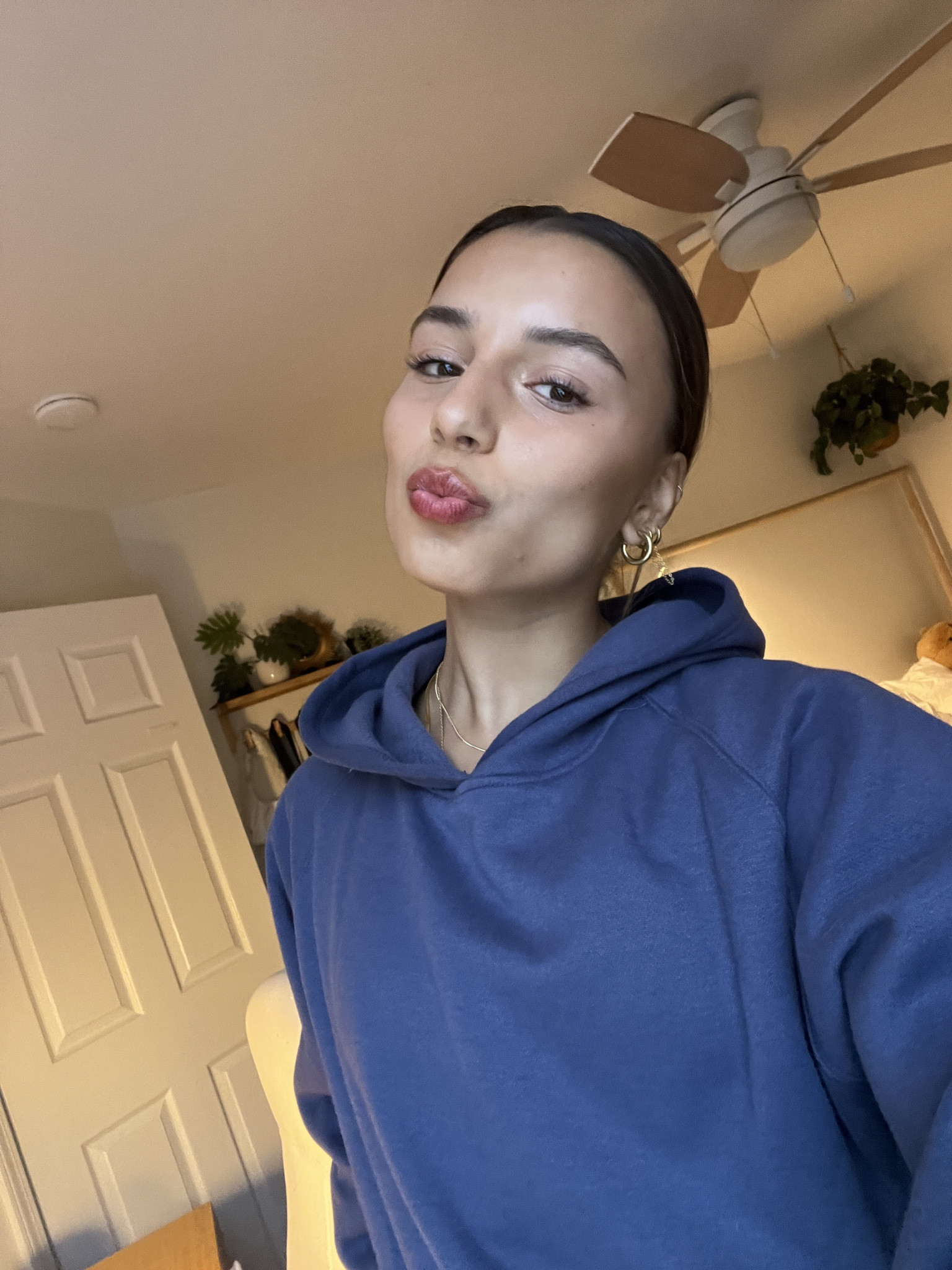 the hoodie that actually HOODIES!!  (i get a size M for reference)

#LTKMostLoved