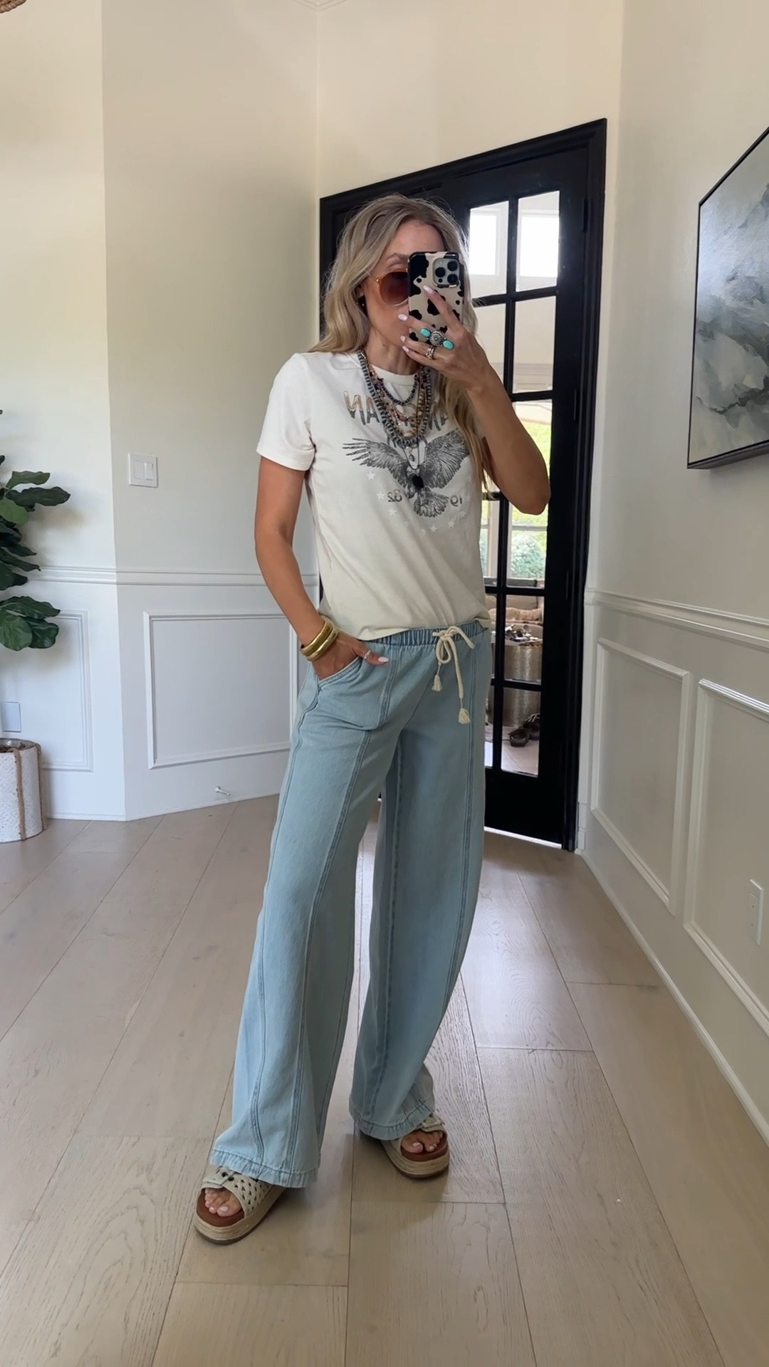 🤍 How is this whole outfit WALMART???? ✨🤭📦👏🏼 100/10! 

#LTKmomlife #LTKgrwm #LTKootd