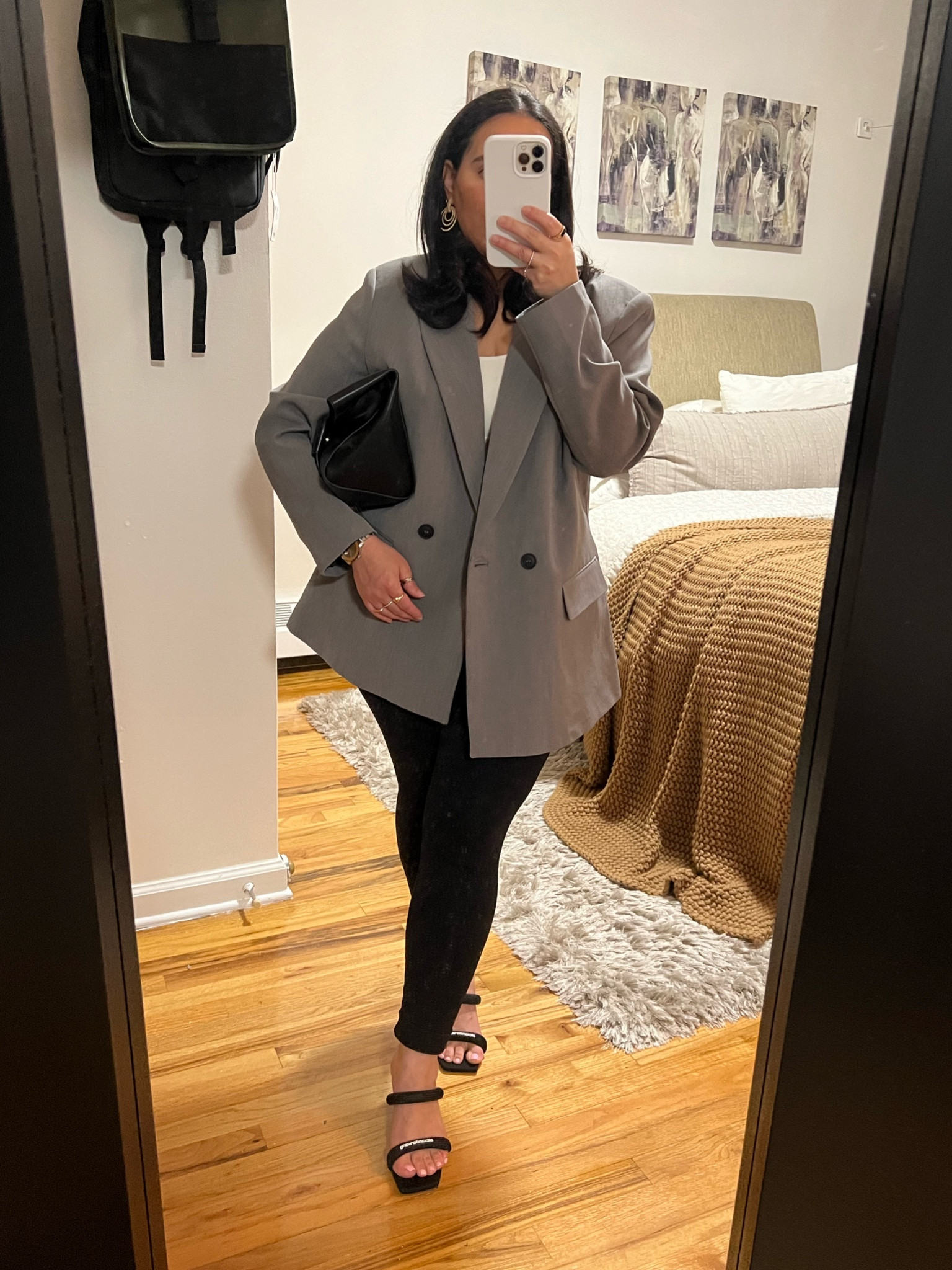 An oversized blazer love story. 
1. Zara Oversized Blazer 2753/132 Gray
2. Bag is Banana Republic (Sold Out)
3. Earrings are an overseas purchase 

#LTKfindsunder50 #LTKmidsize #LTKstyletip