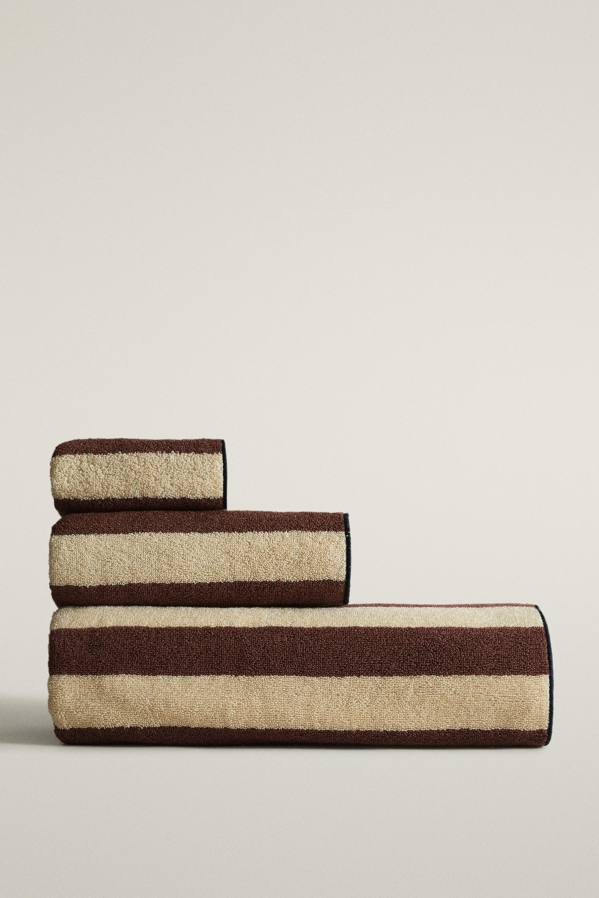 COTTON STRIPED OVERLOCK BATH TOWEL | Zara US